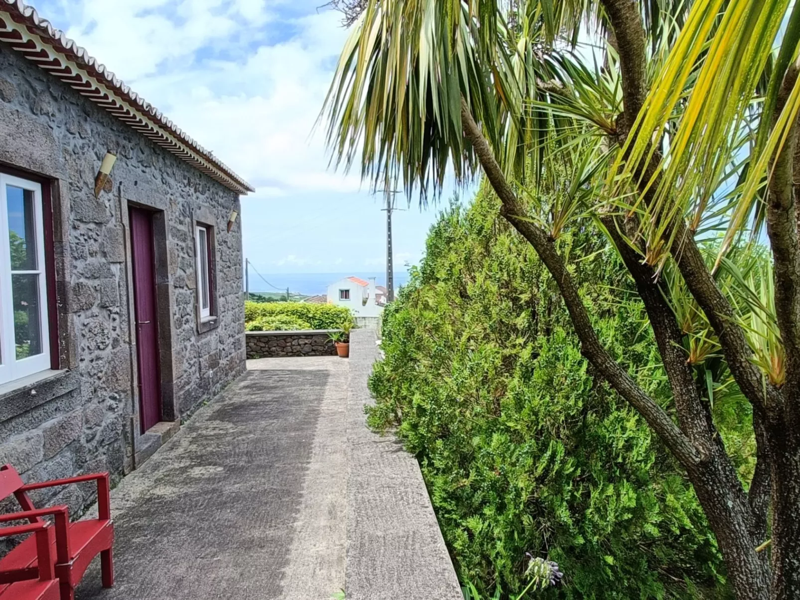 Casa da Fonte - Historisches Steinhaus auf den Azoren-Draußen