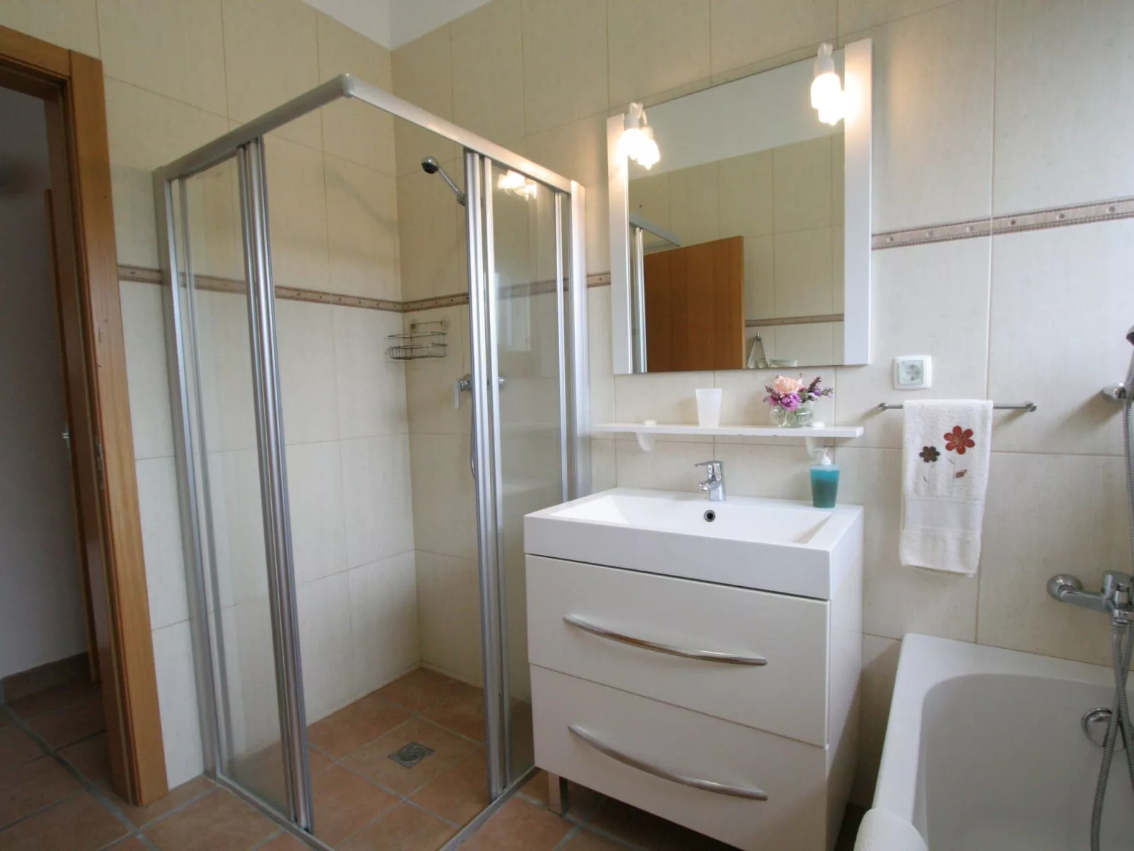 Für 4 Personen ca. 90 m&sup2; in Estreito da Calheta, Madeira (Südküste von Mad-Dedans