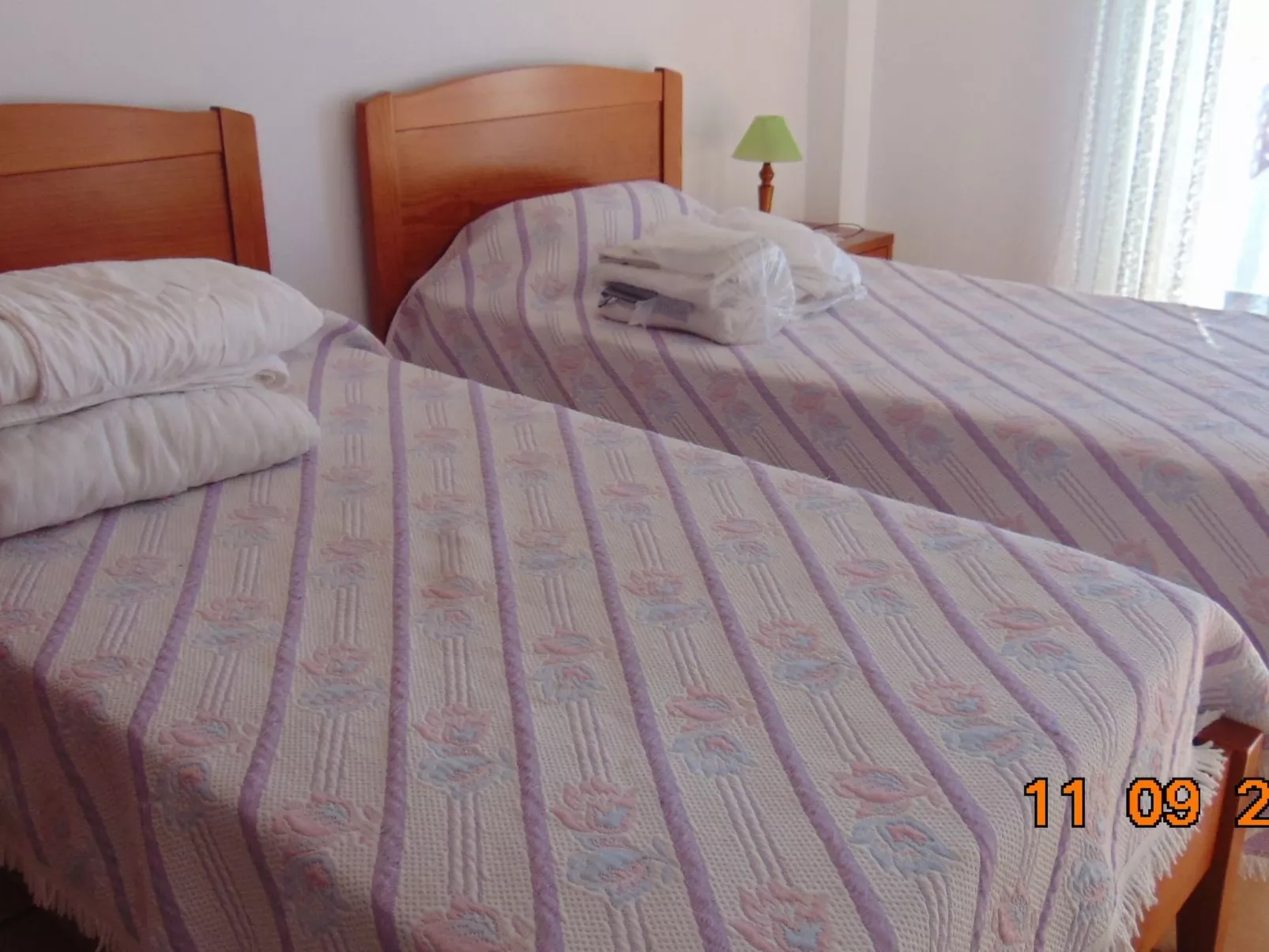 " NASCER-DO-SOL"-Inside