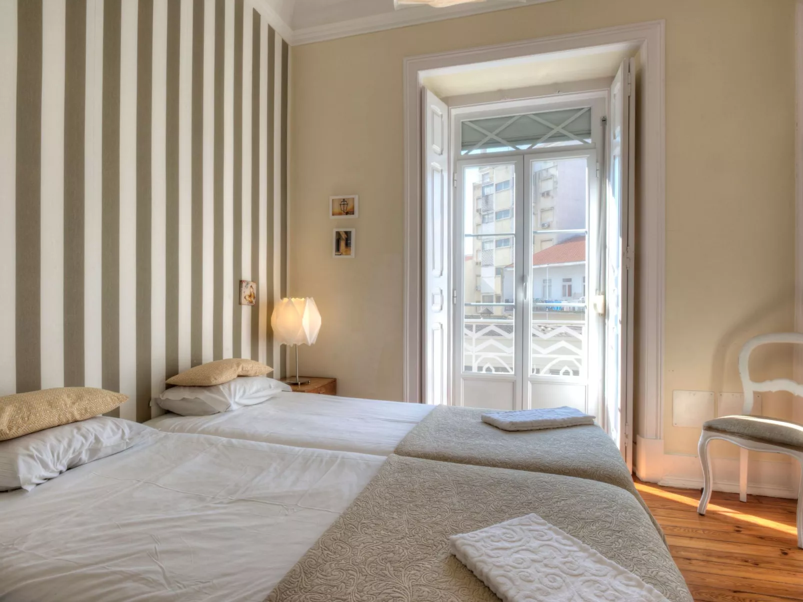 Großzügige Wohnung für 17 Personen in Lissabon-Image-tags.info