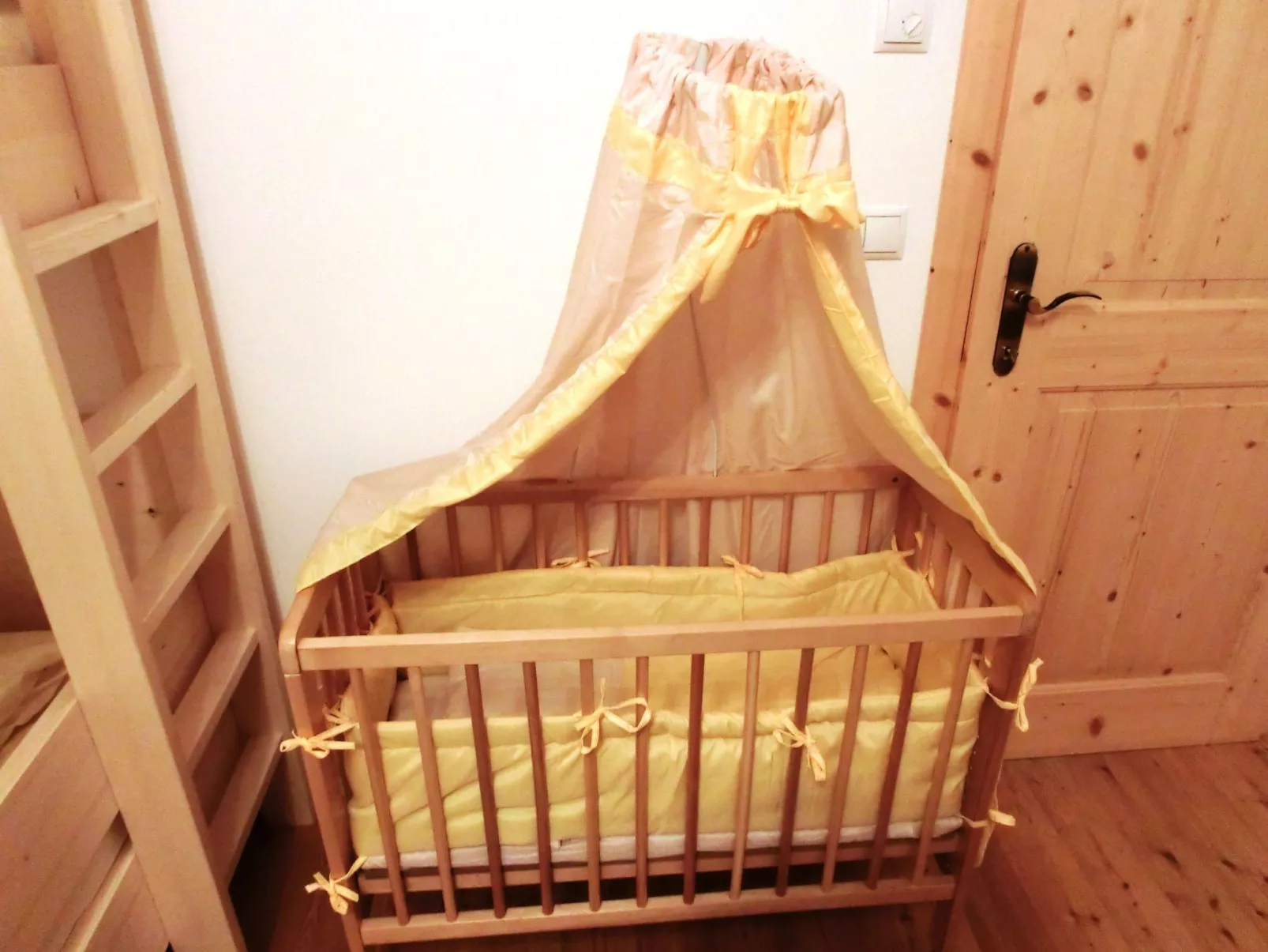 Mit Terrasse auf einem Bauernhof-Drinnen