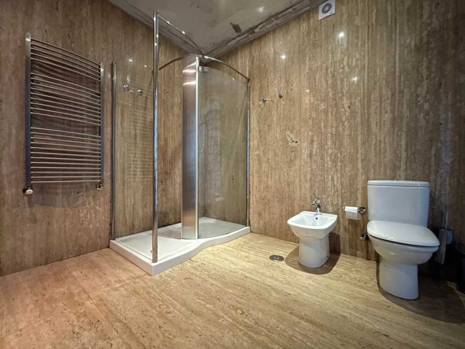 Stilvolle Villa in Viana do Castelo-Drinnen