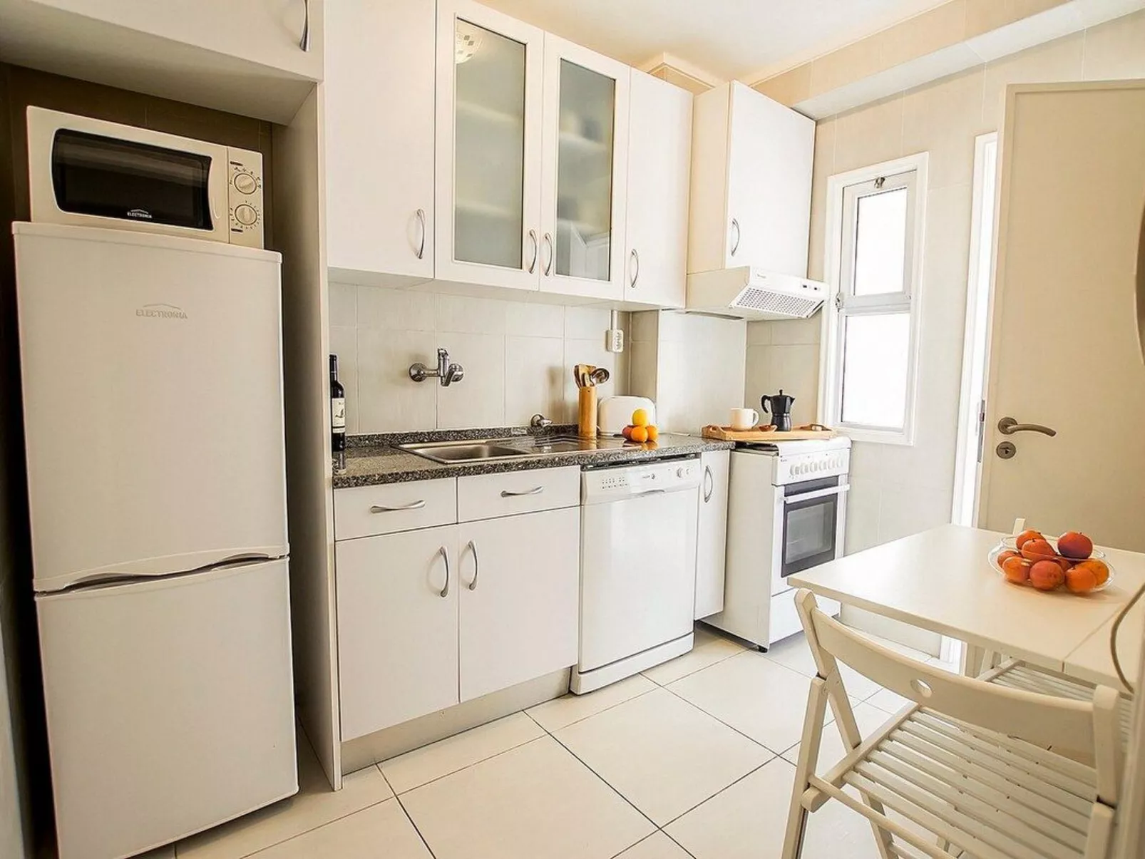 Nur 3 Minuten vom Strand entfernt wohnen-Inside