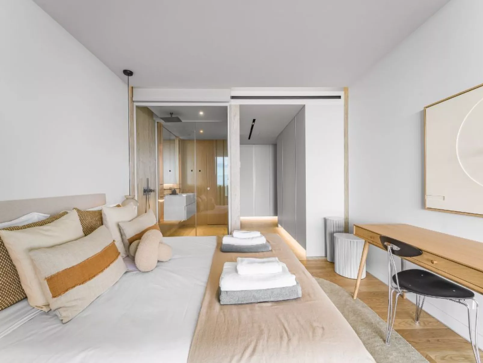 "Savoy Luxury Apart."-Image-tags.info