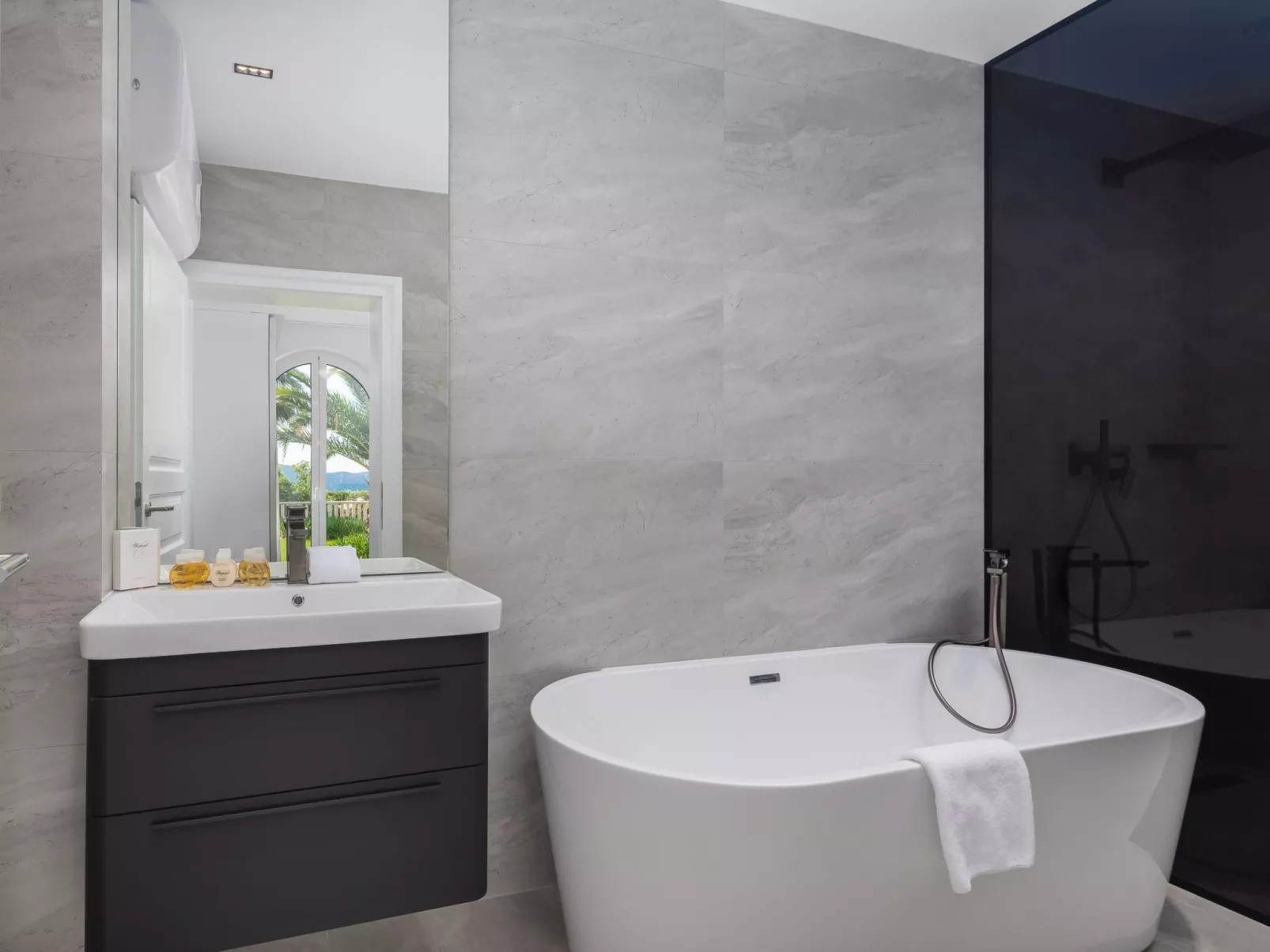 La Villa Dubrovnik-Inside