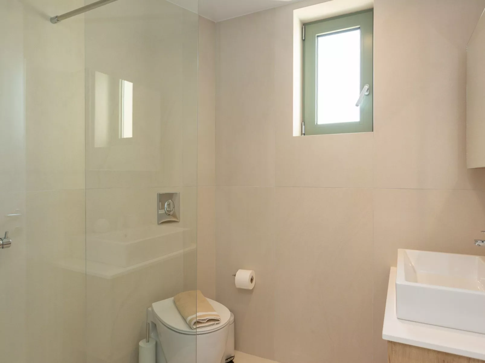 Naturparadies mit privatem Pool, Hot Tub auf dem Dach-Inside