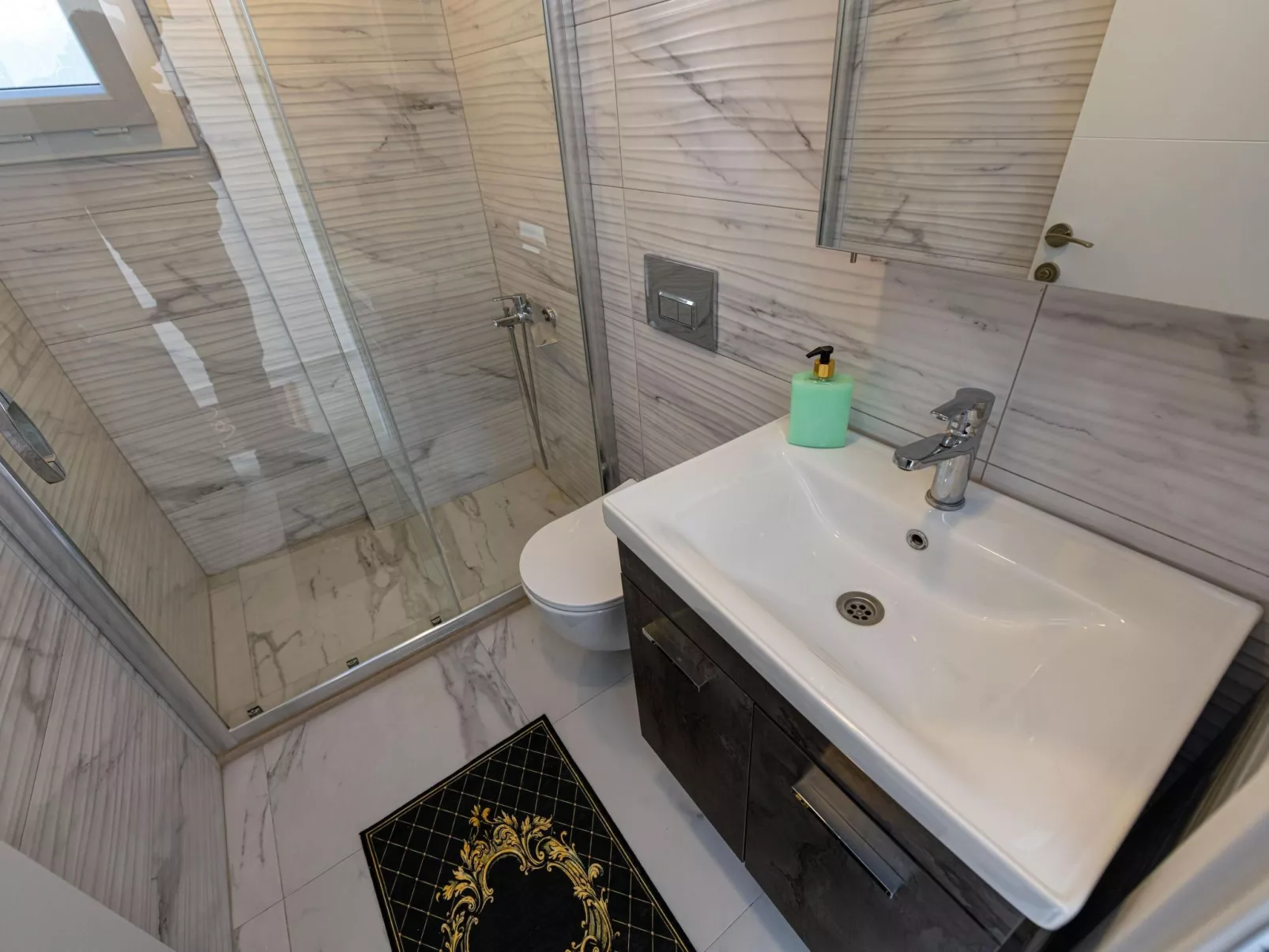 Große für Villa bis zu 9 Personen-Dedans