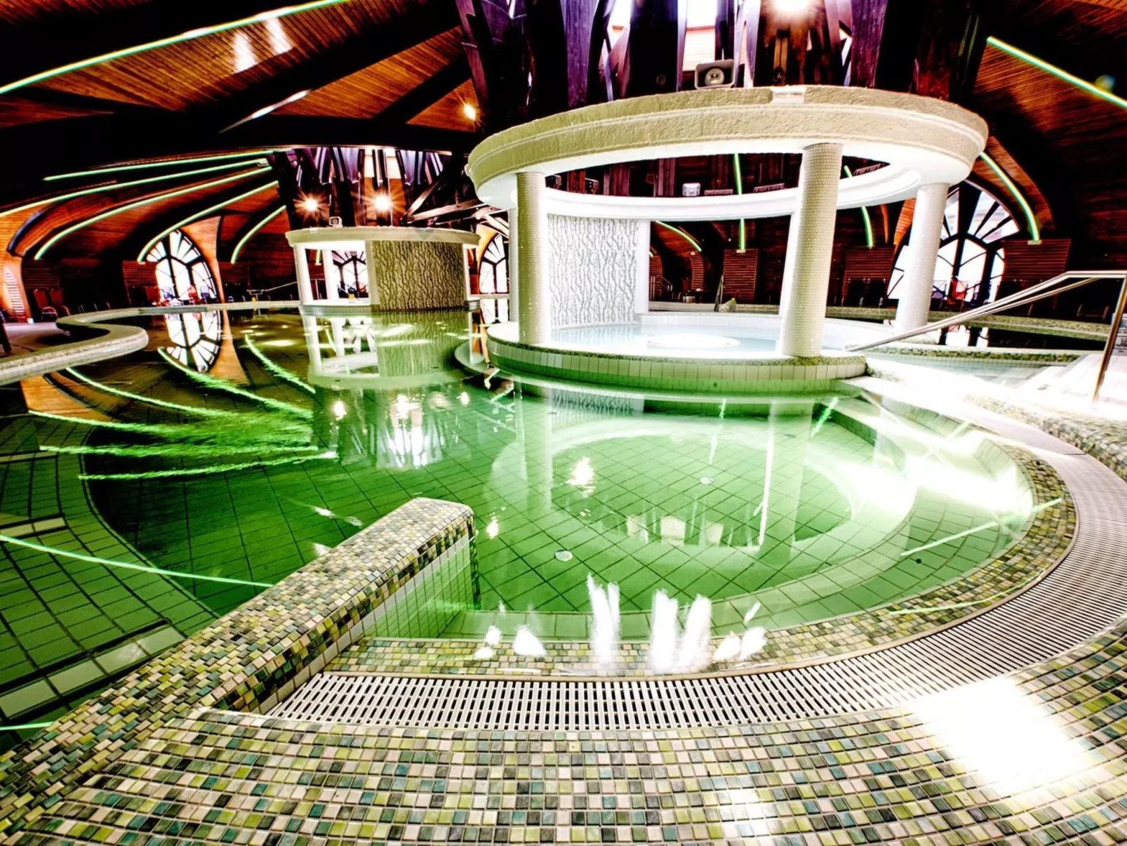 Bequem eingerichtete Wohnung mit großem Garten-Dehors