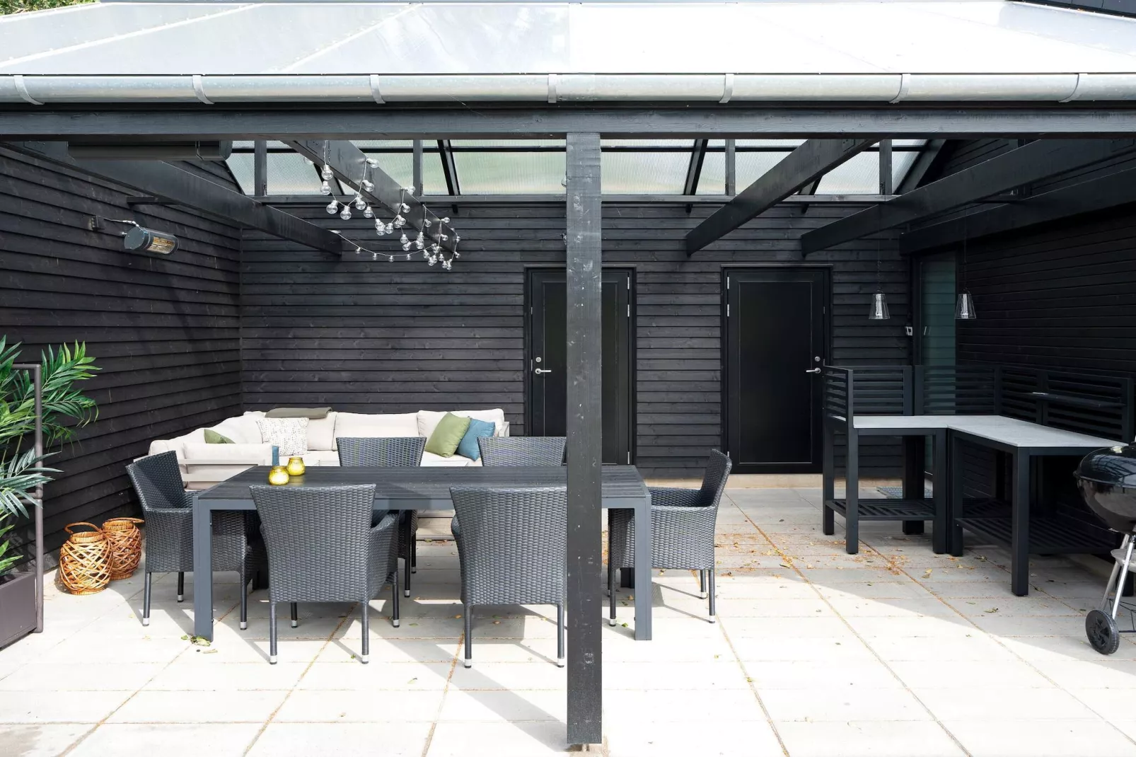 5 Sterne Ferienhaus in Idestrup-Im Freien