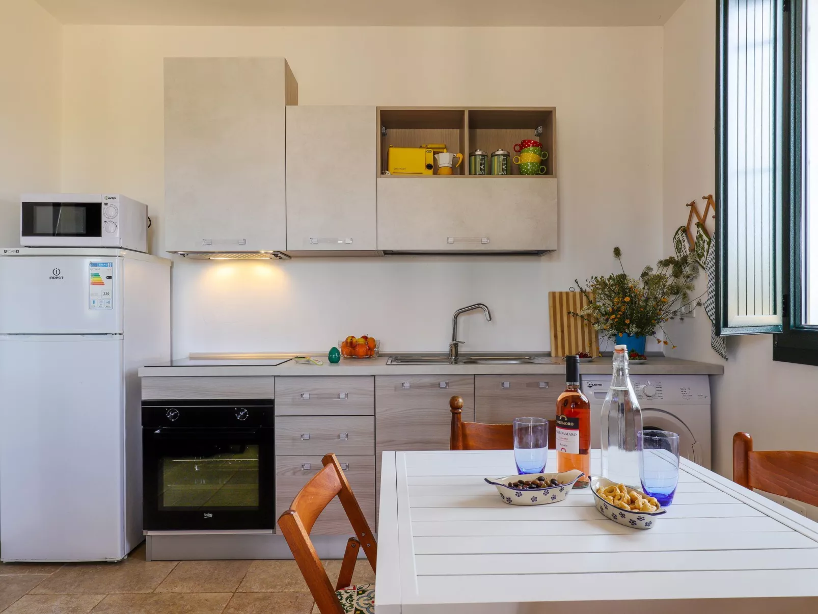 Casa Barza in Salve-Image-tags.info