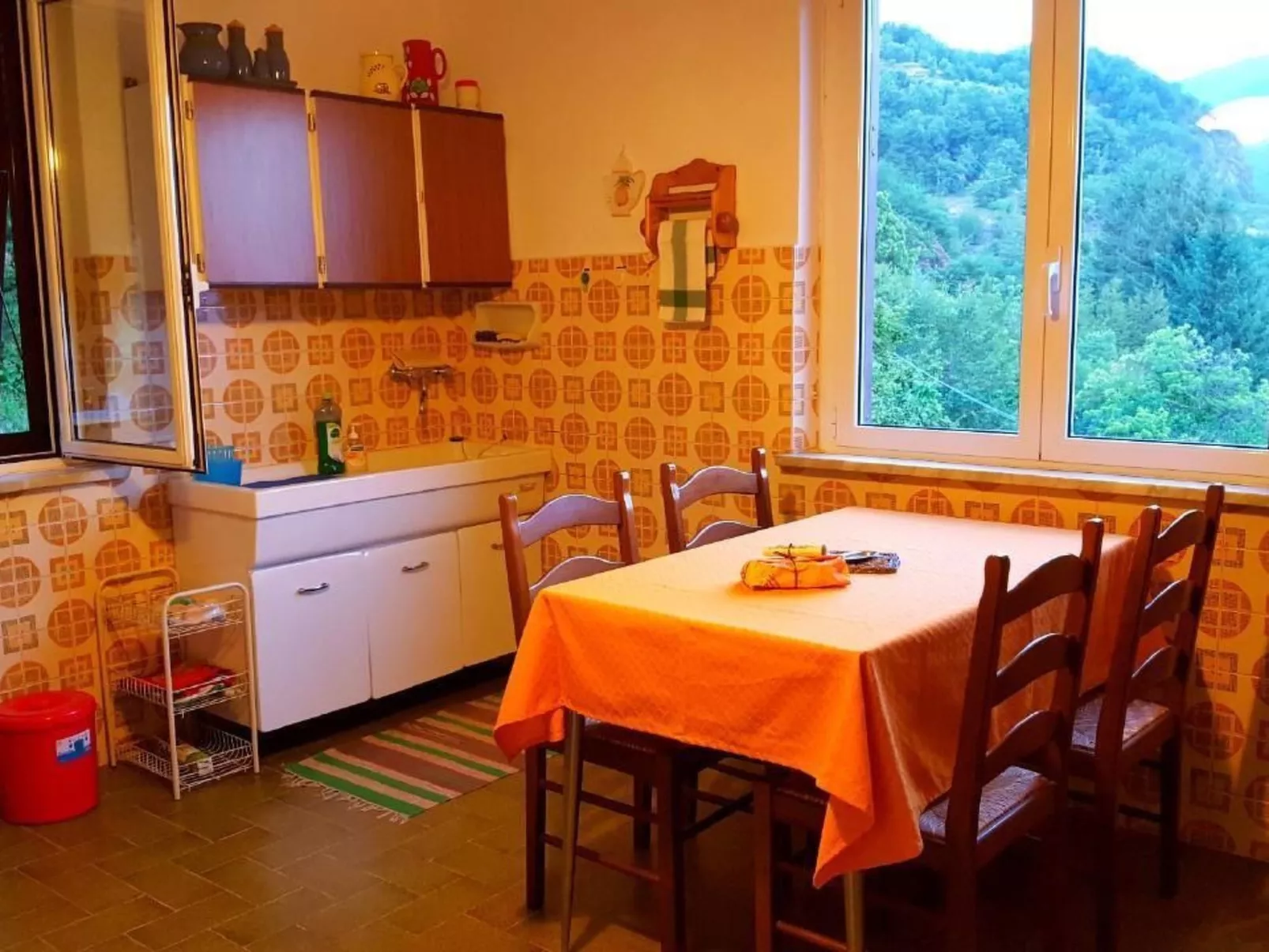 Panoramahaus zwischen den Cinque Terre und Portofino-Inside