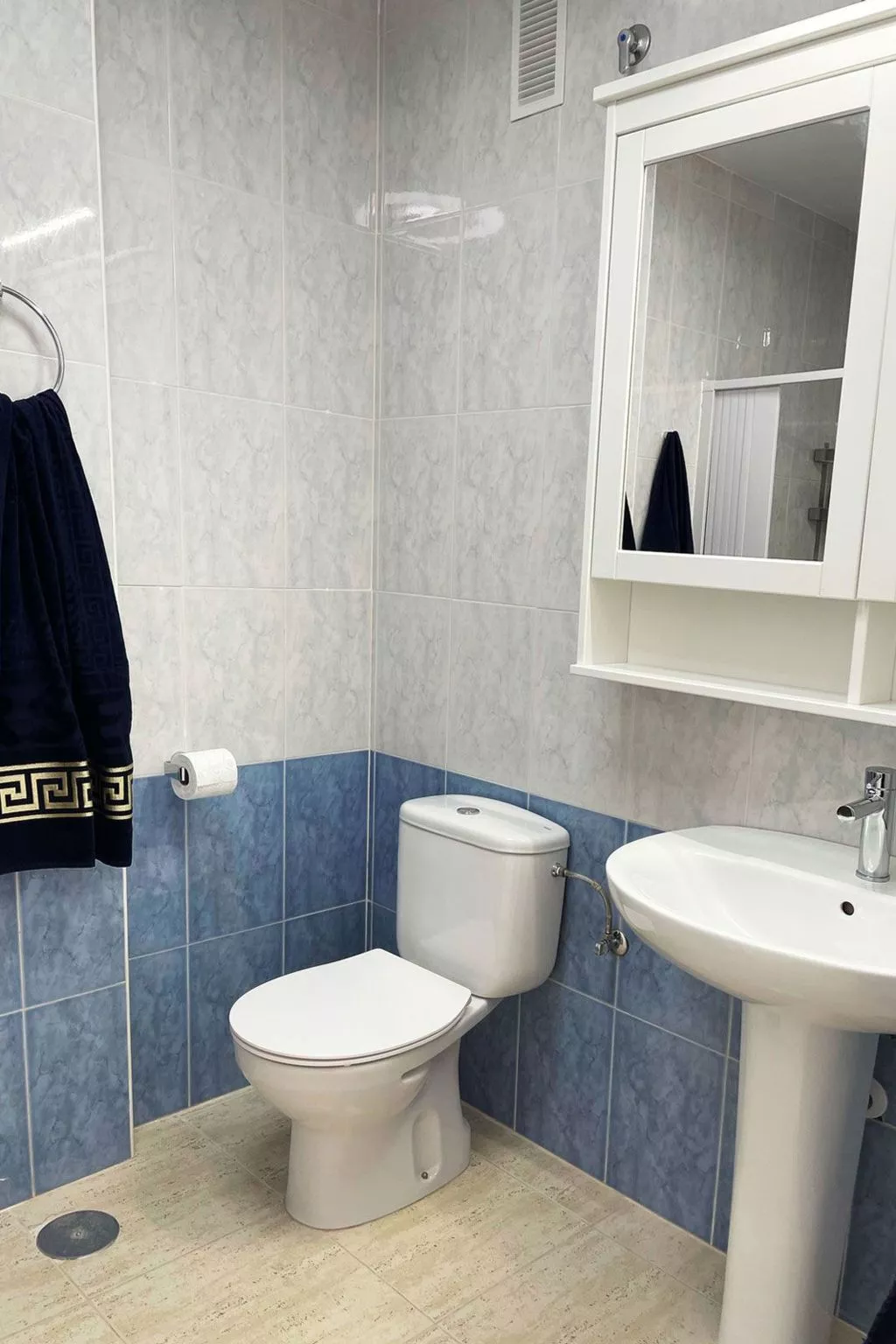 Sophie mit gemeinschaftlichem Pool-Inside