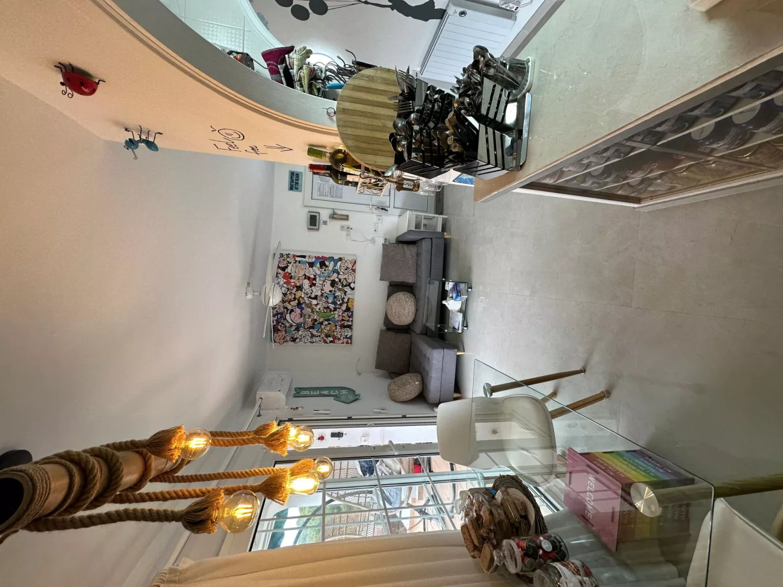 Mit Pool, umgeben von Natur-Inside