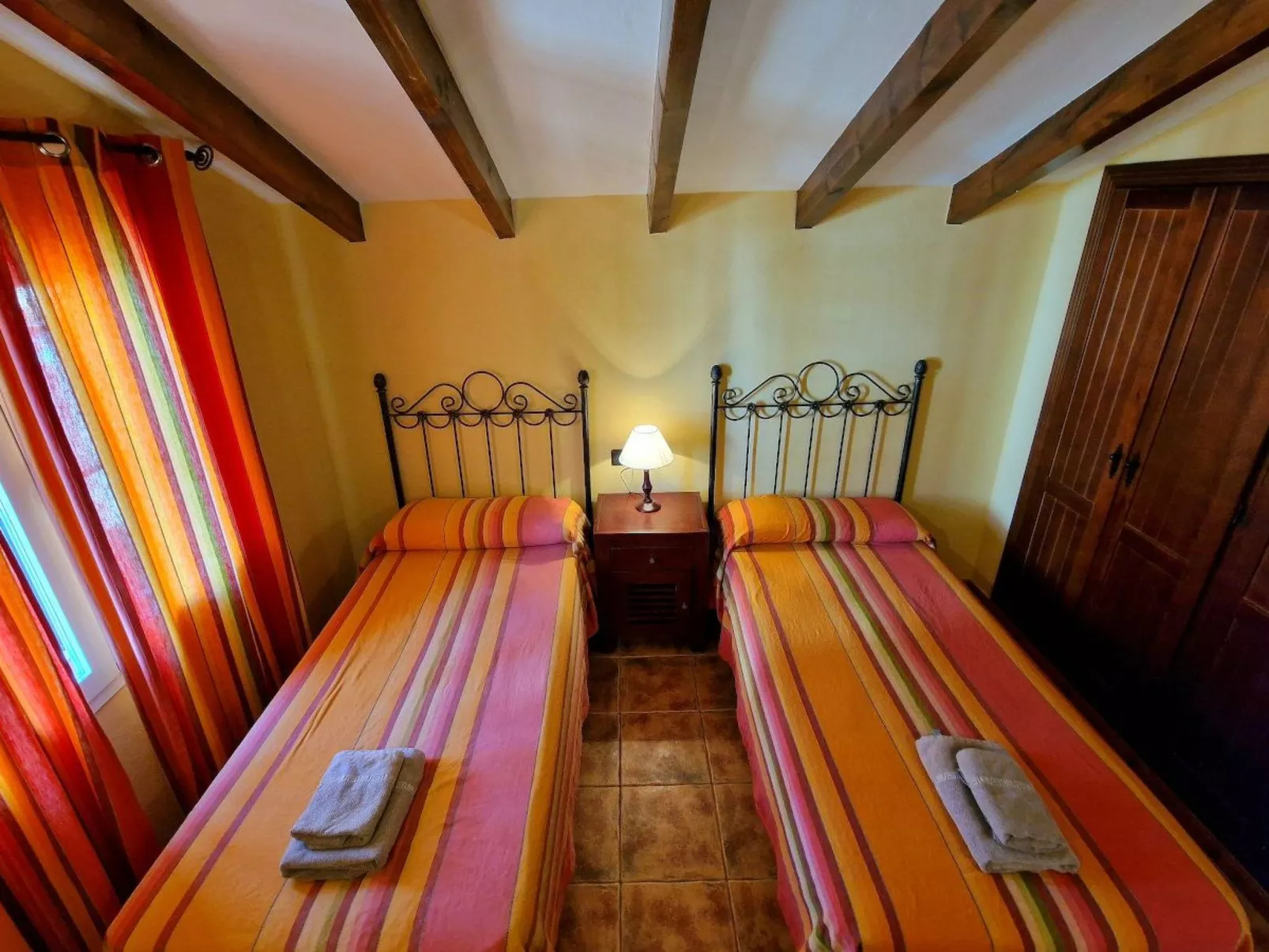 Charmantes Ferienhaus mit Grill und Schwimmingpool-Inside