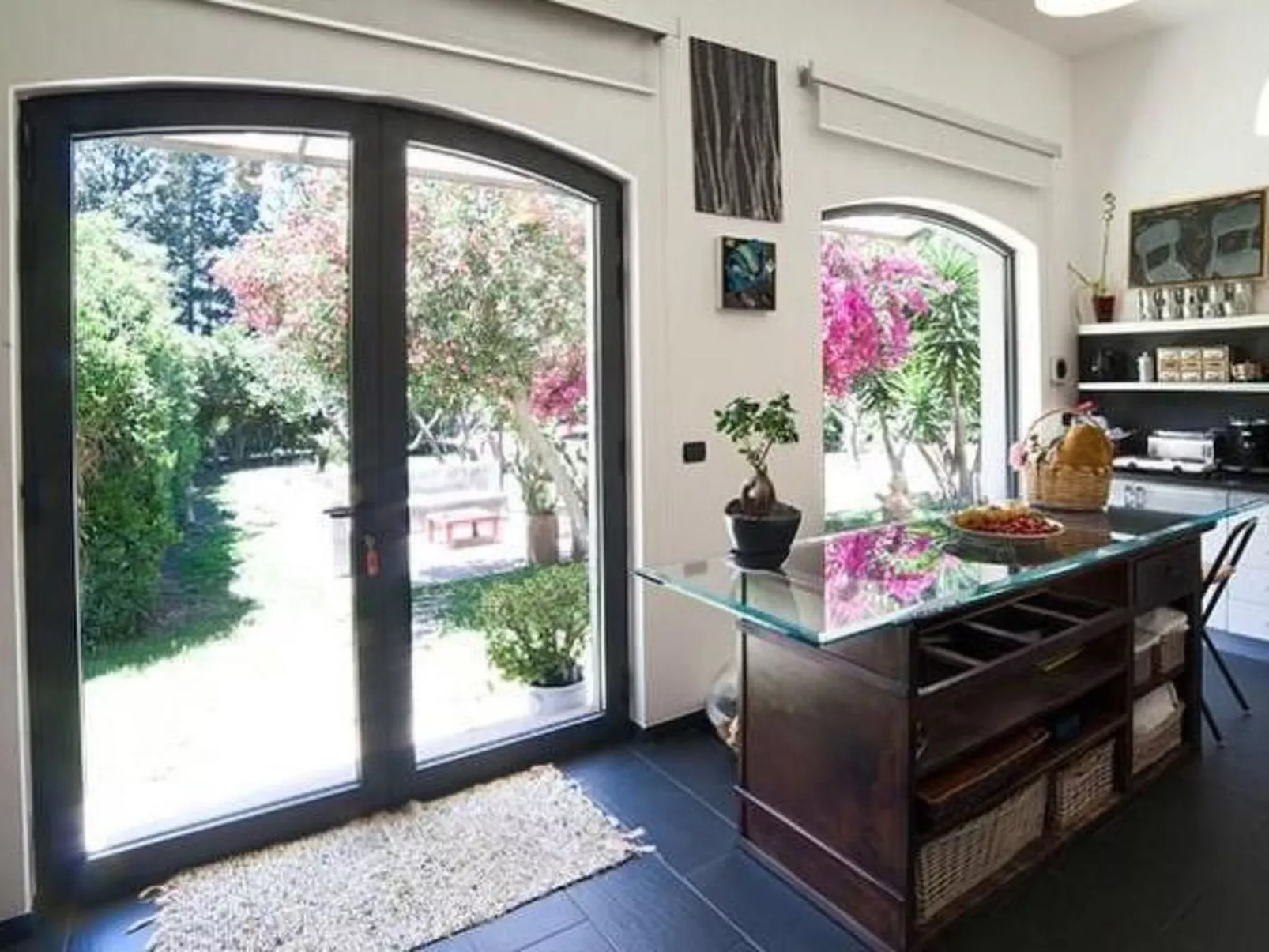 Mit Privatparkplatz-Inside