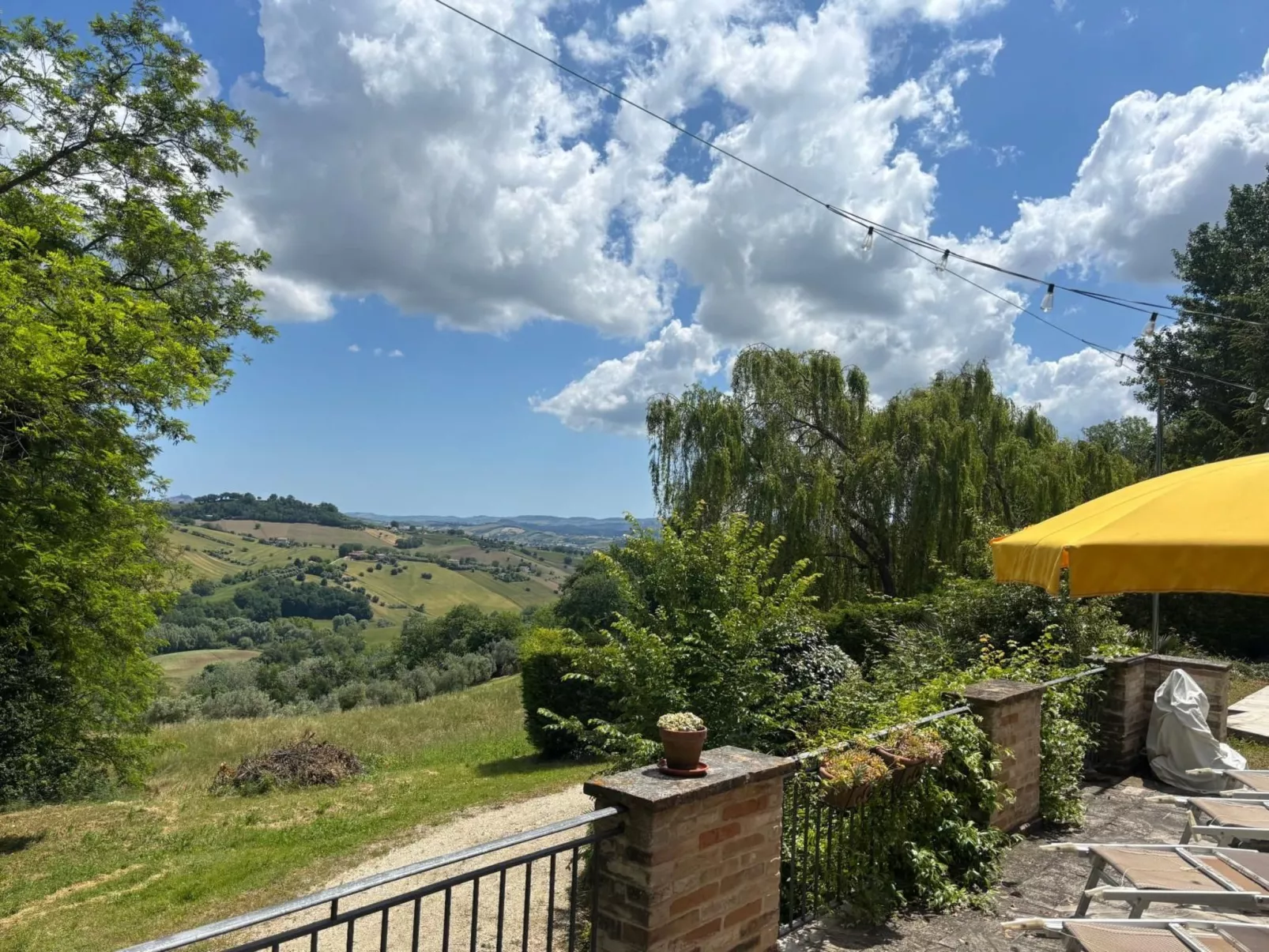 Ferienvilla 'Secret Montegiorgio-Dehors