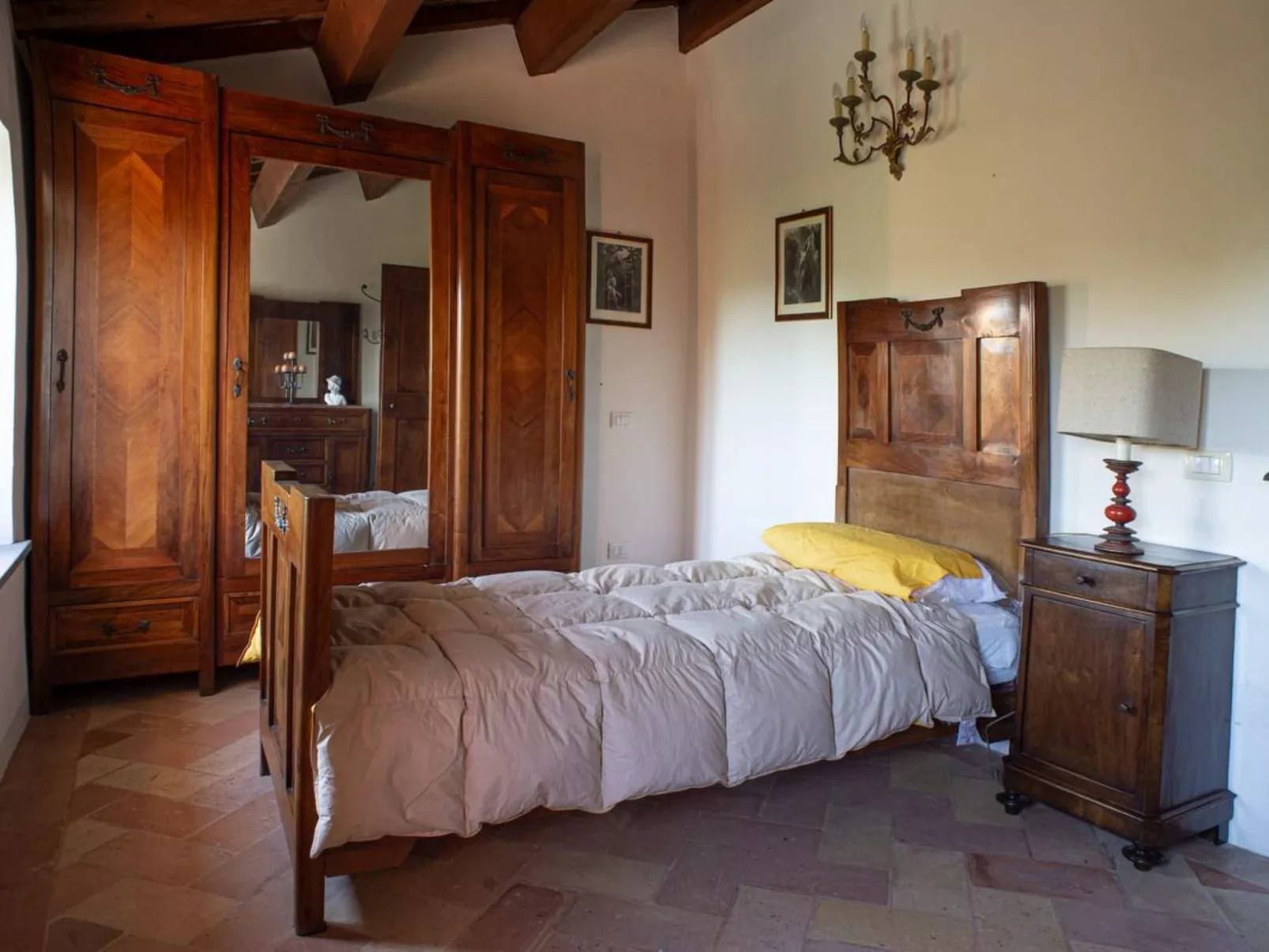 Villa mit privatem, halb versenkbarem Pool in Meeresnähe-Image-tags.info