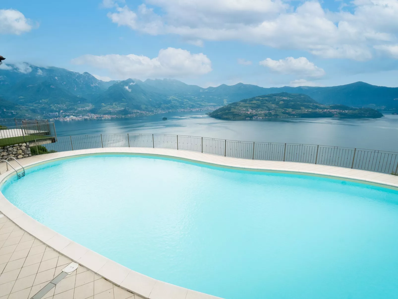 Beatrice - Haus mit Pool und Terrasse am Iseosee-Dehors