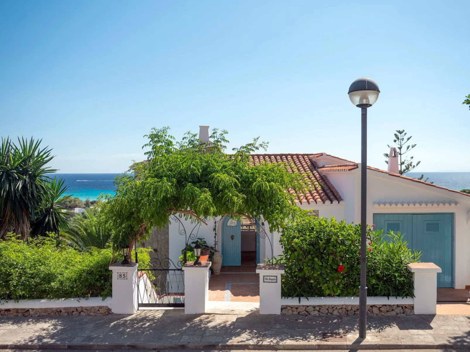 Villa Margarita in Son Bou mit Pool und Meerblick-Outside