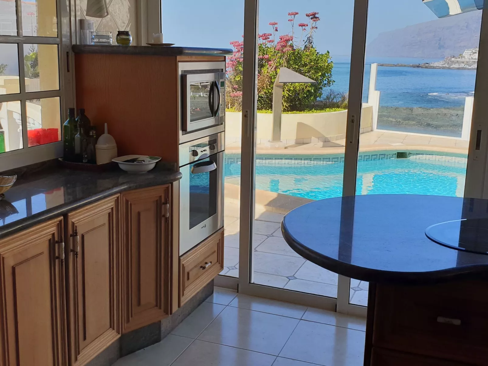 Bungalow direkt am Meer-Image-tags.info