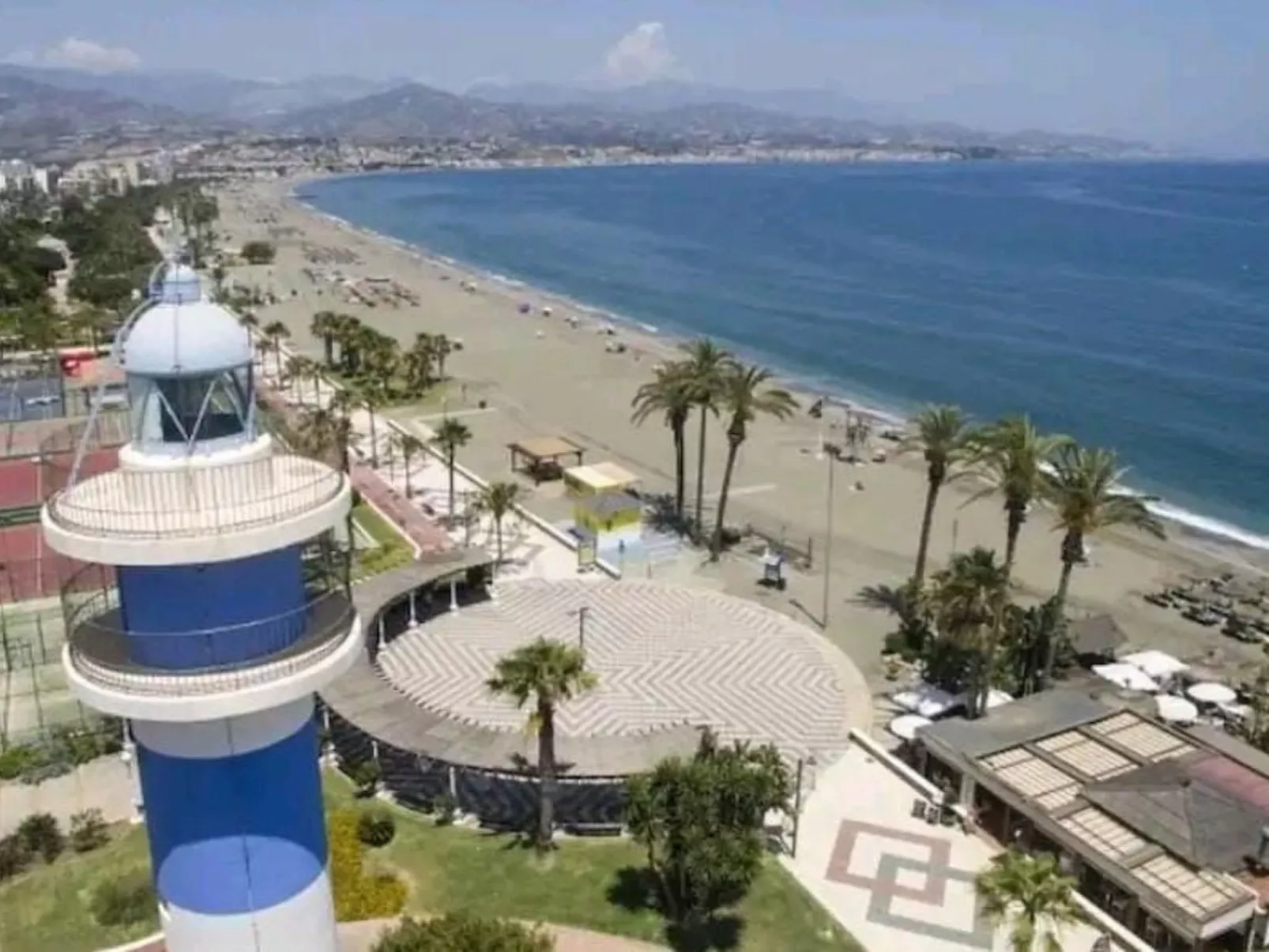 Ganzes Haus in Comares mit abschließbarem Parkplatz-Dehors