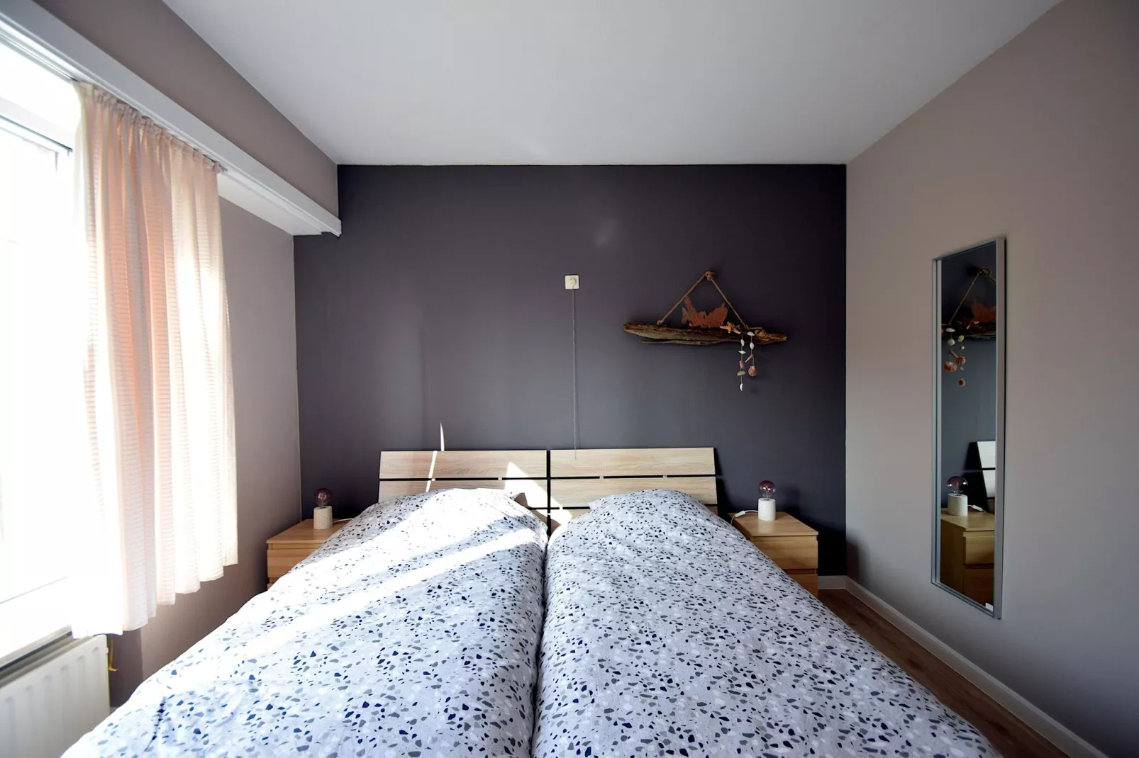 Dante 0103-Bedroom