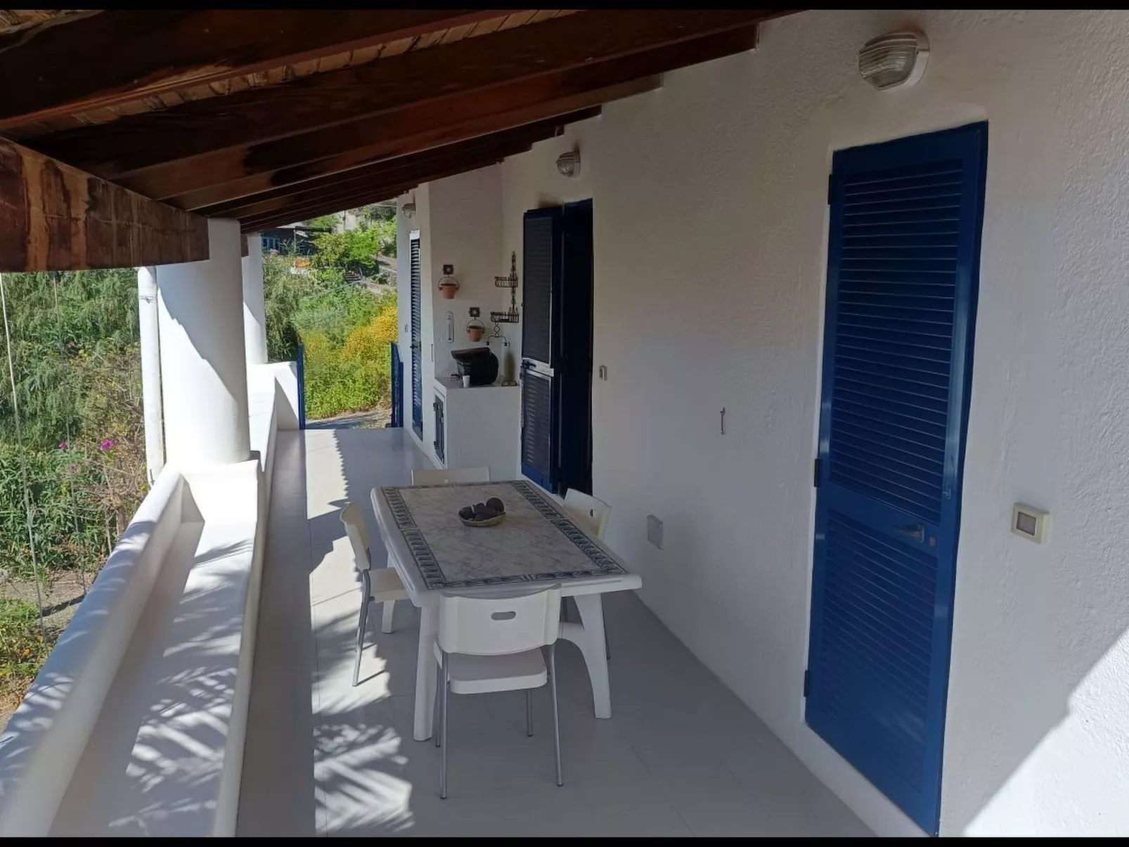 Villa in Panoramasprache, nur wenige Minuten vom Meer entfernt-Dehors