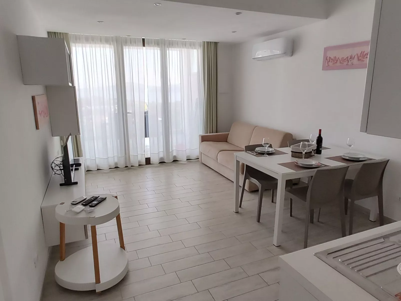 Wohnung mit Terrasse-Image-tags.info