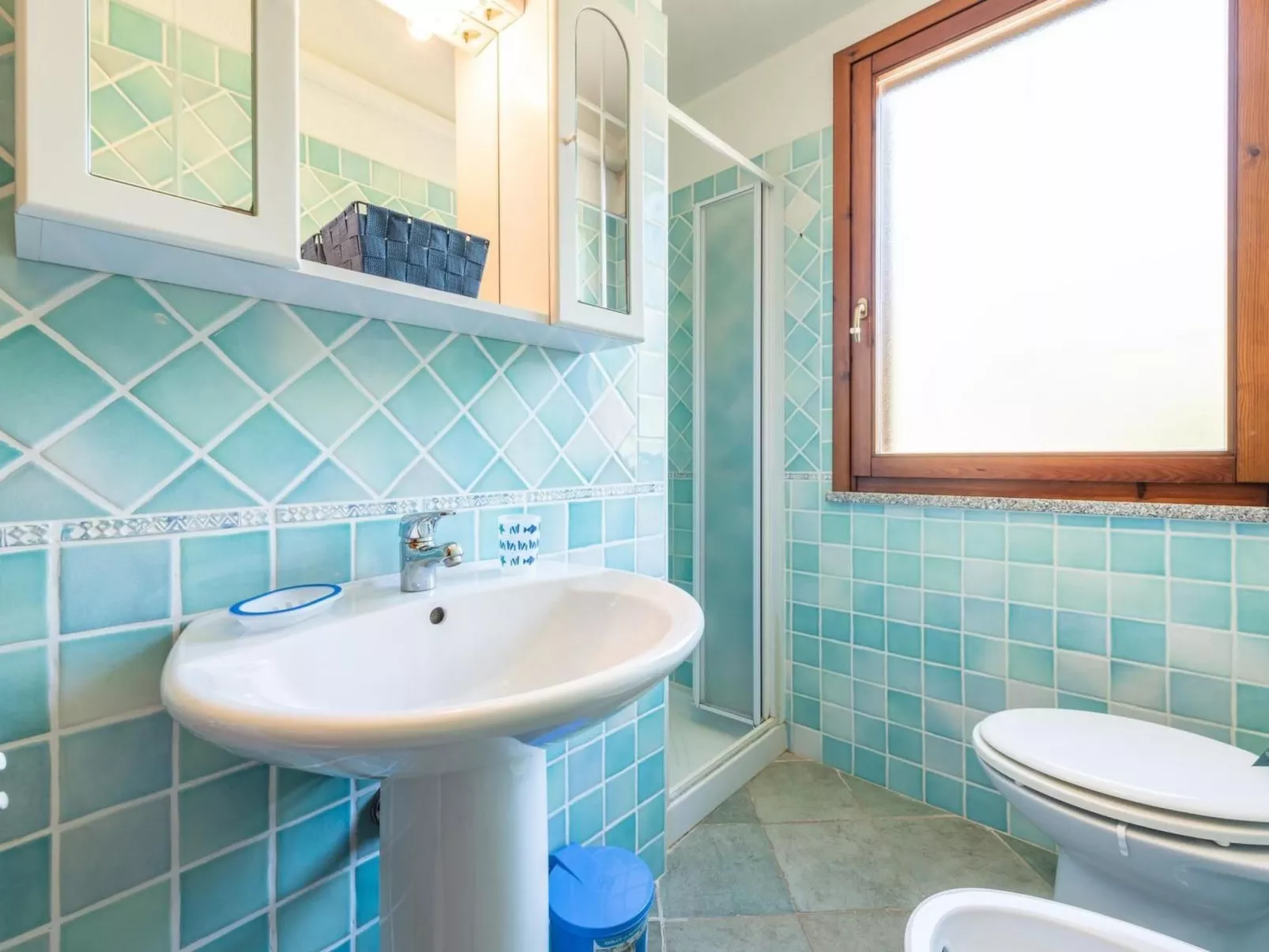 Haus mit Panoramablick in Chia in natürlicher Umgebung-Image-tags.info