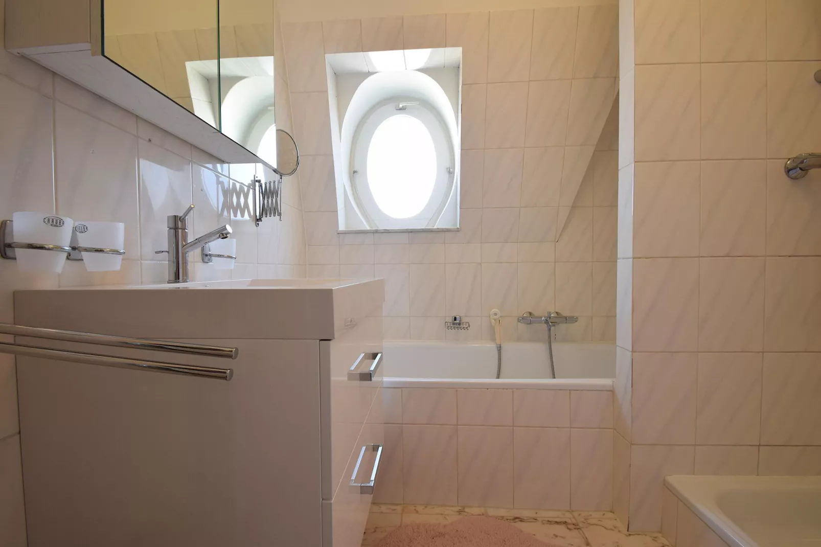 Rosalie 0301 3B-Bathroom