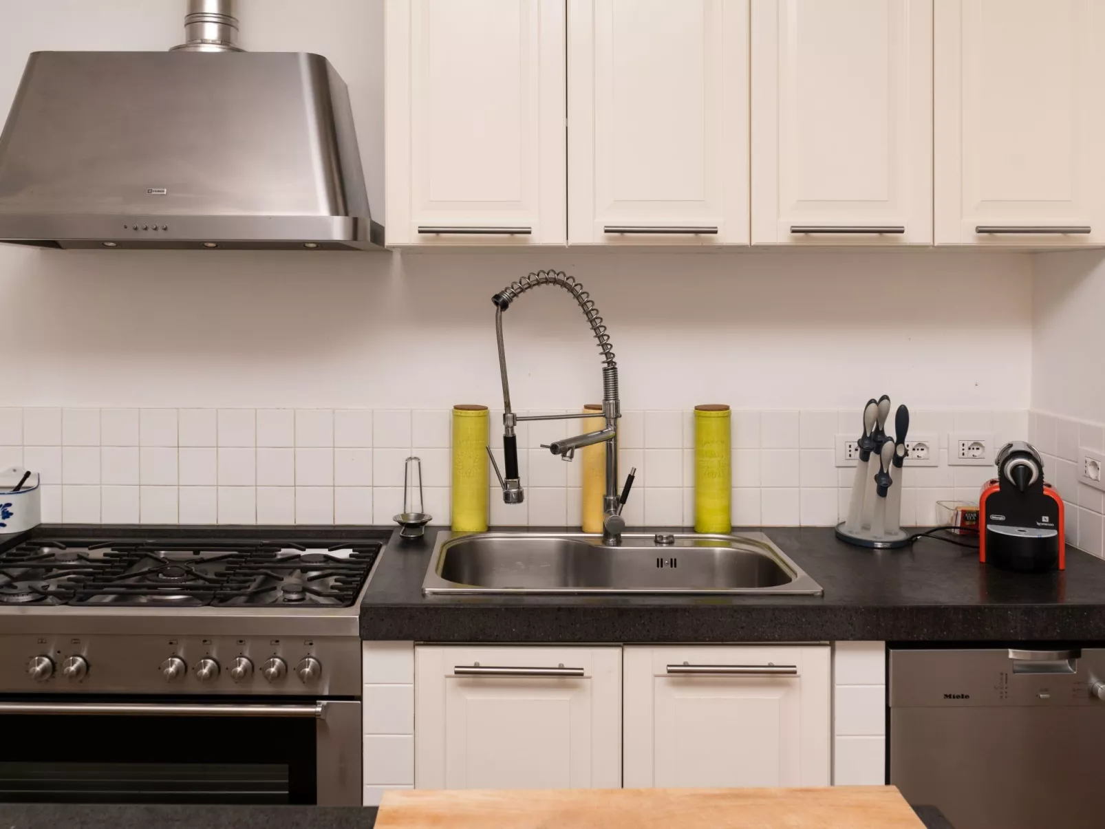 Villa dei Baroni-Inside