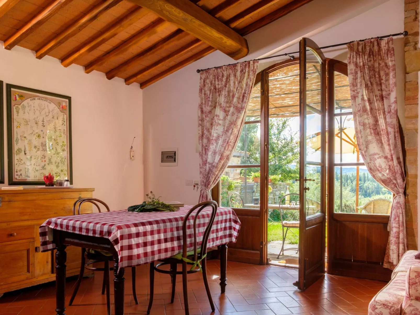 Anwesen "Lavanda2" mit Gemeinschaftspool-Drinnen