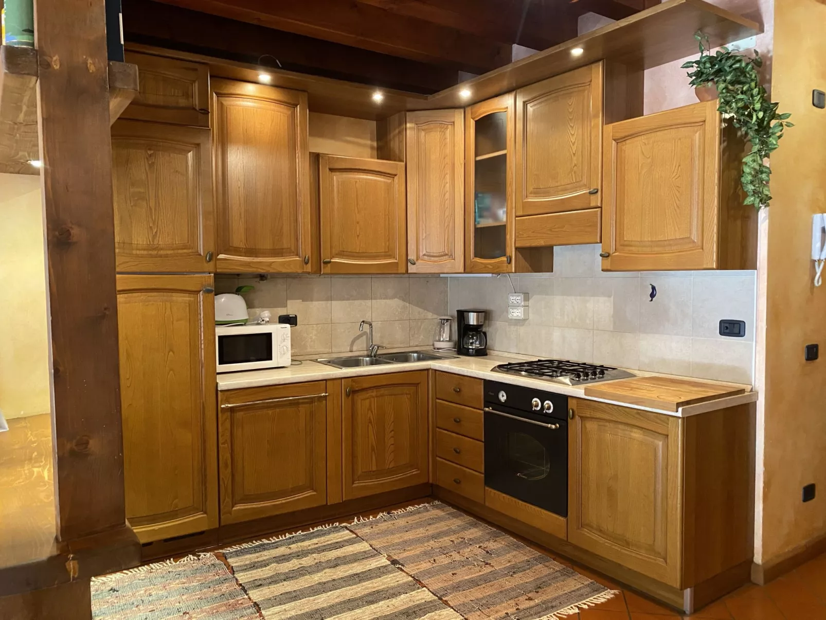 P-12 FEWO GARDALAND-Drinnen