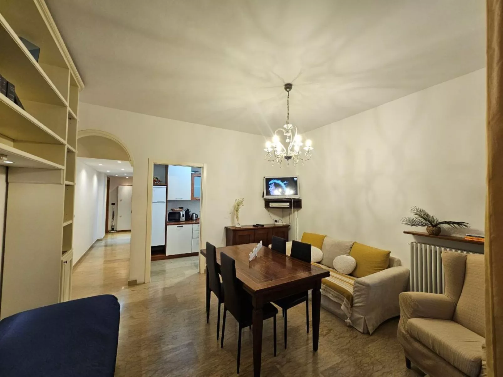 La Finestra sul Porto bei Holiday World-Drinnen