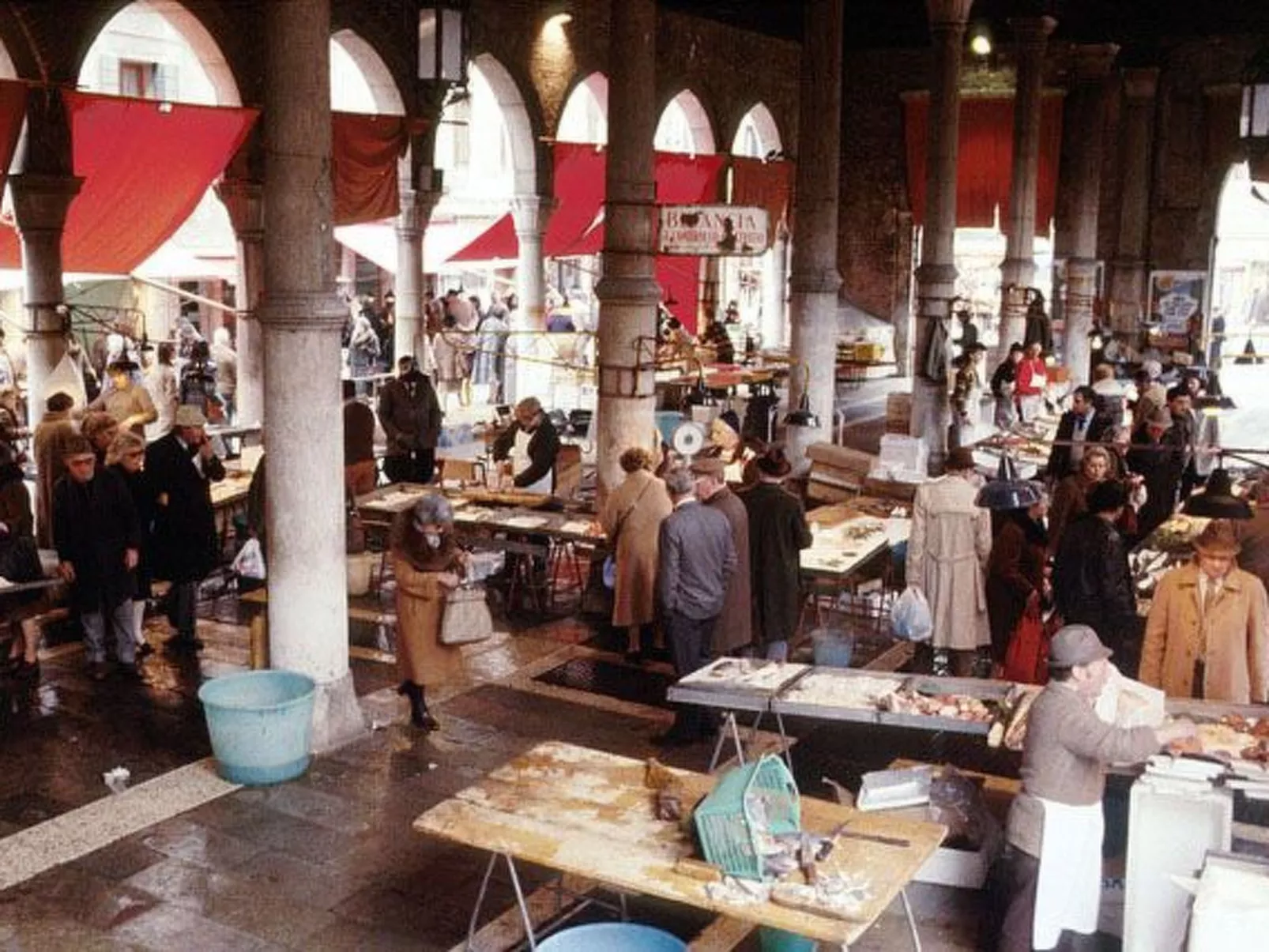 Ca'del Ravano' Wohnung mit Blick aufs Wasser-Draußen
