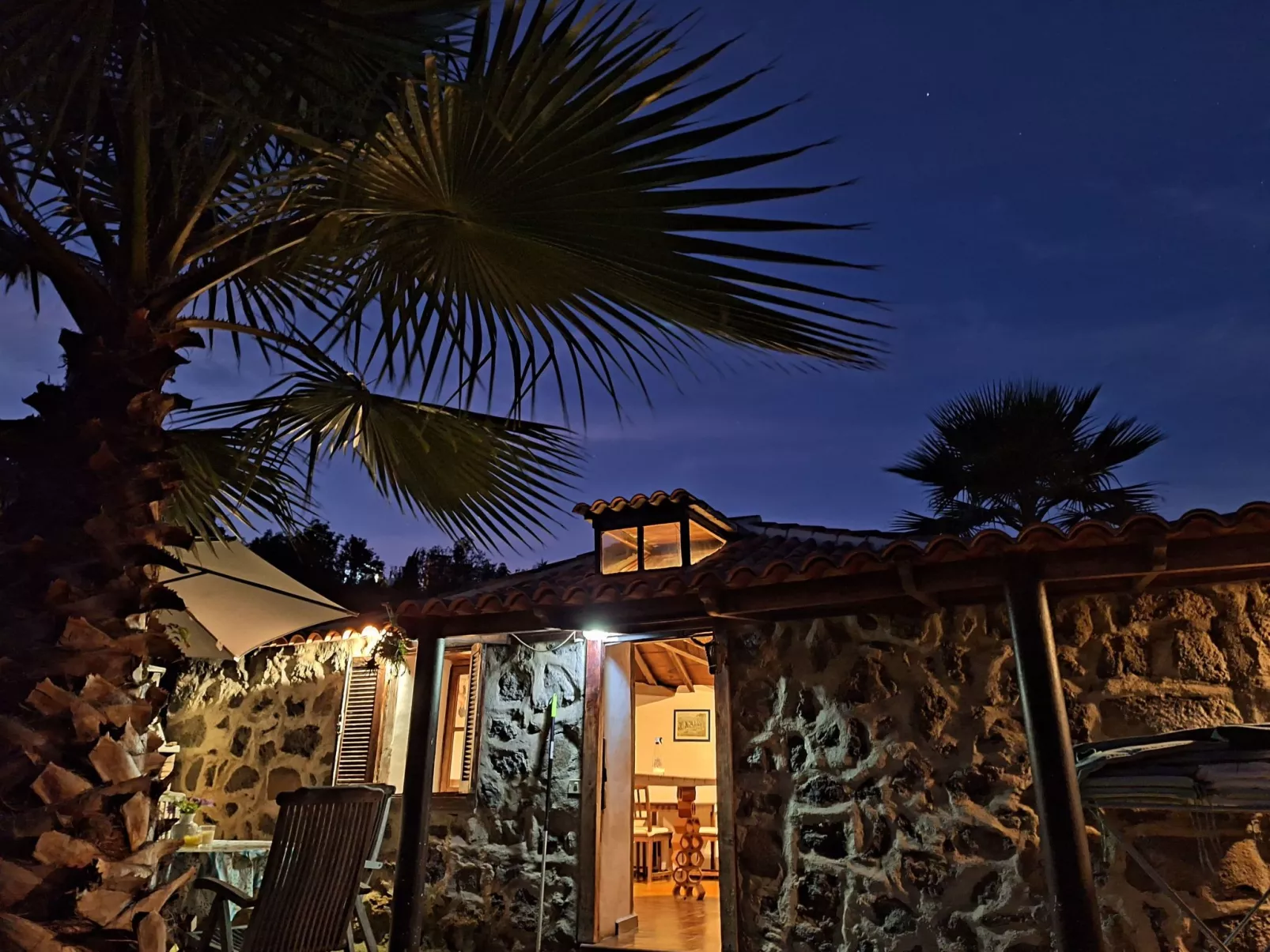 FW Cueva del Viento-Outside