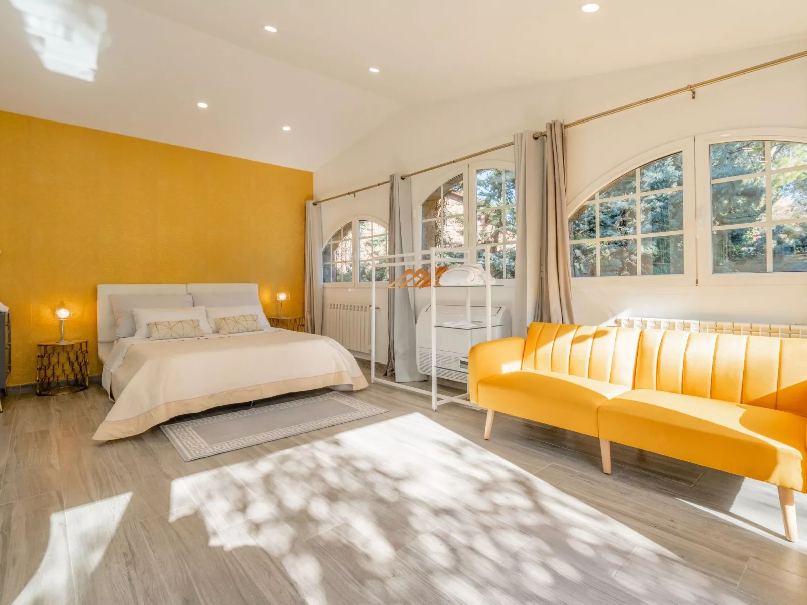 5-Suiten Madrid Villa Oasis, Schwimmbad-Spa, Fitnessraum, Club-Inside