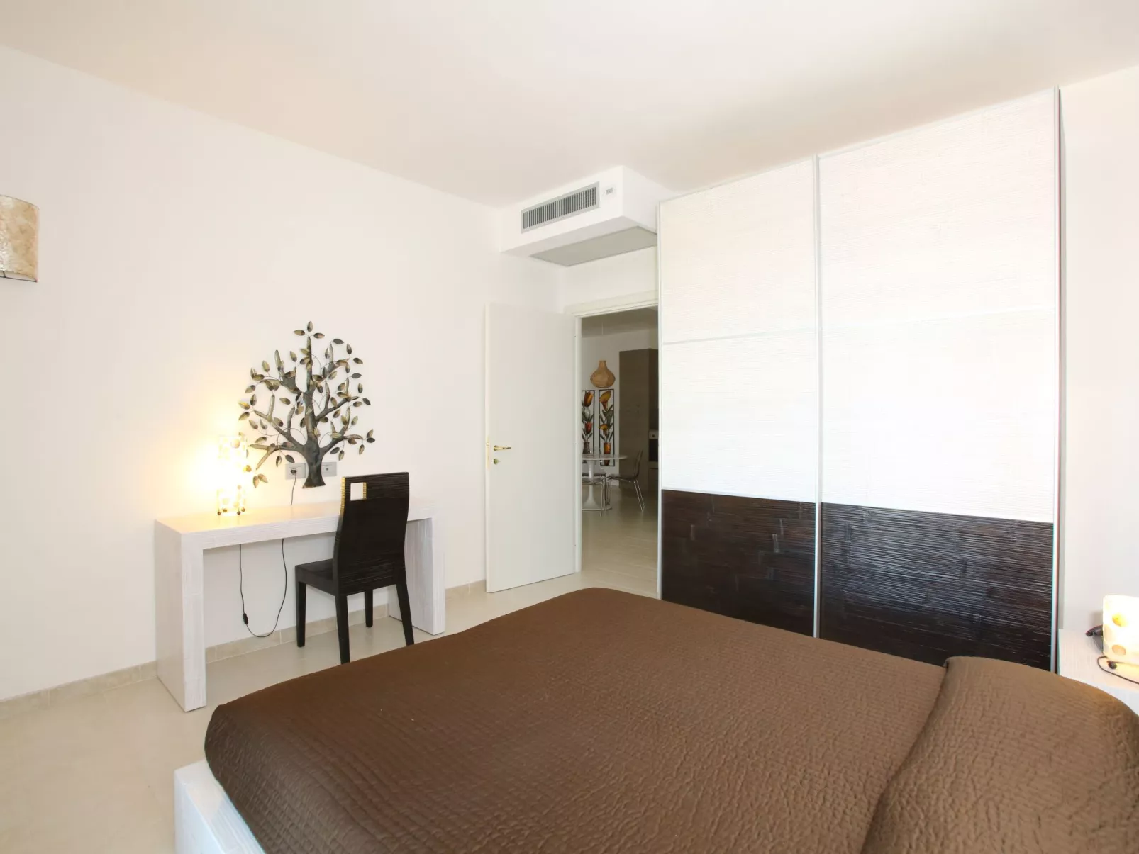 Villa Rea mit Panoramapool-Image-tags.info