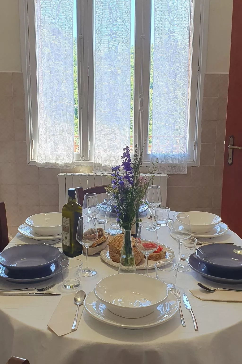 Villa 'Monticello' mit eigenem Pool-Drinnen