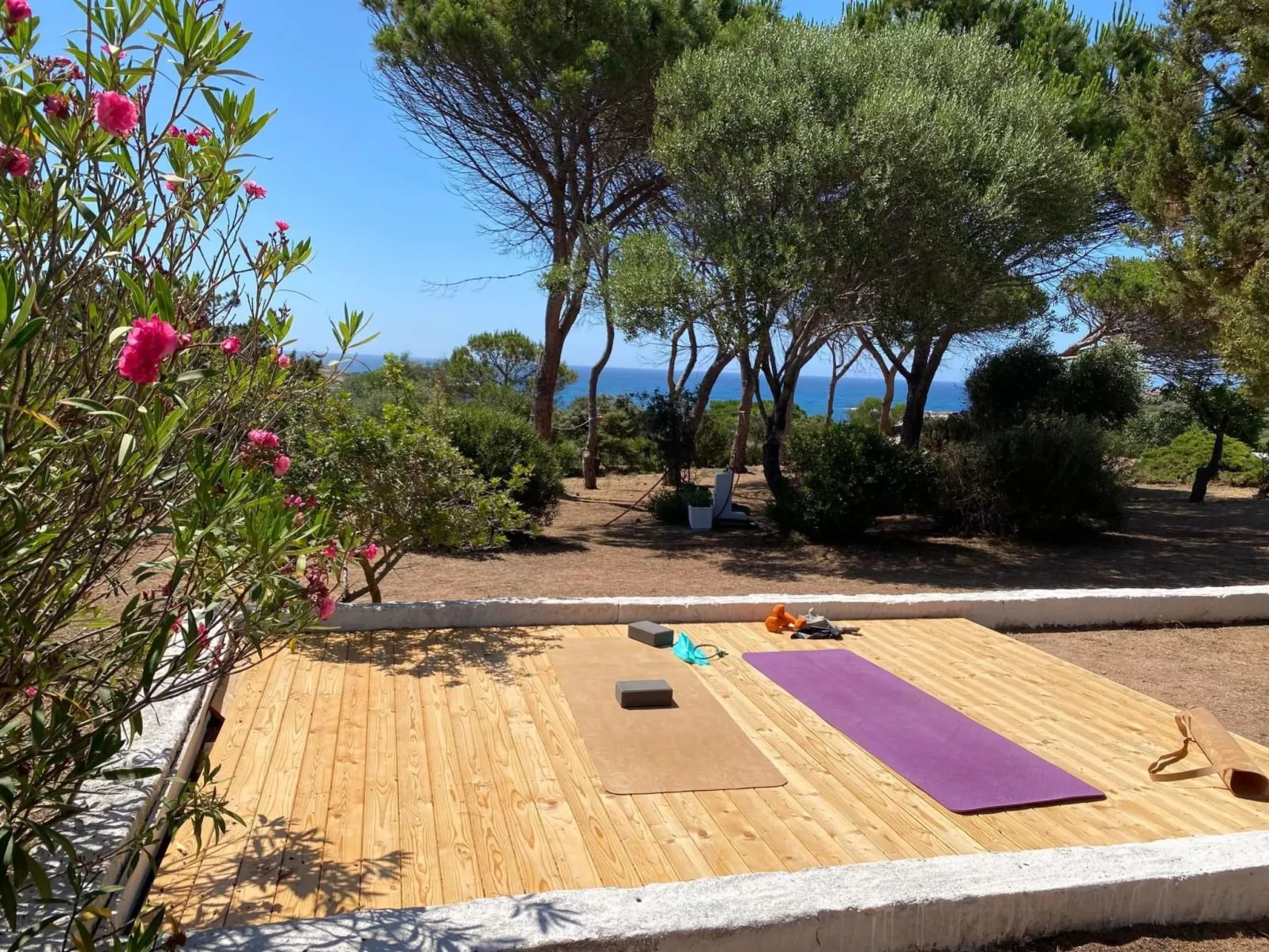 Villa Costa Rossa-Draußen