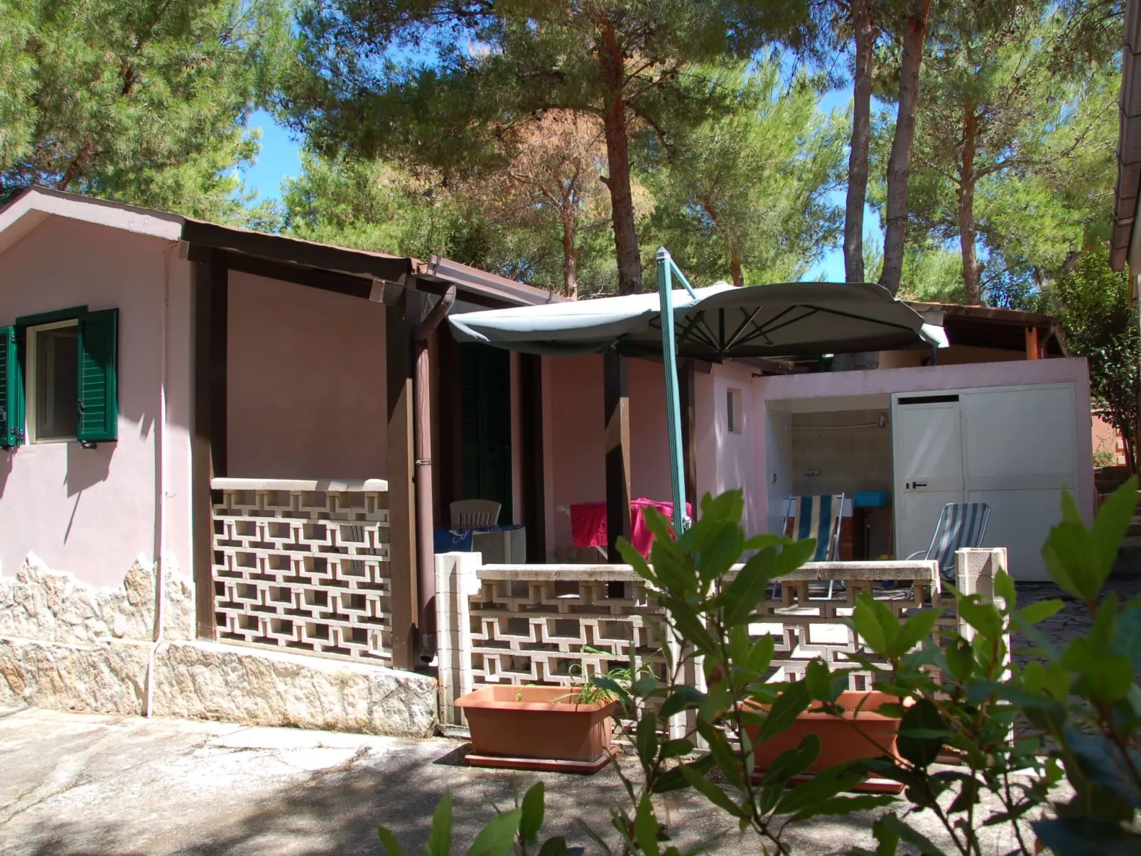 Orchideen-Ferienwohnung mit überdachter Veranda-Image-tags.info