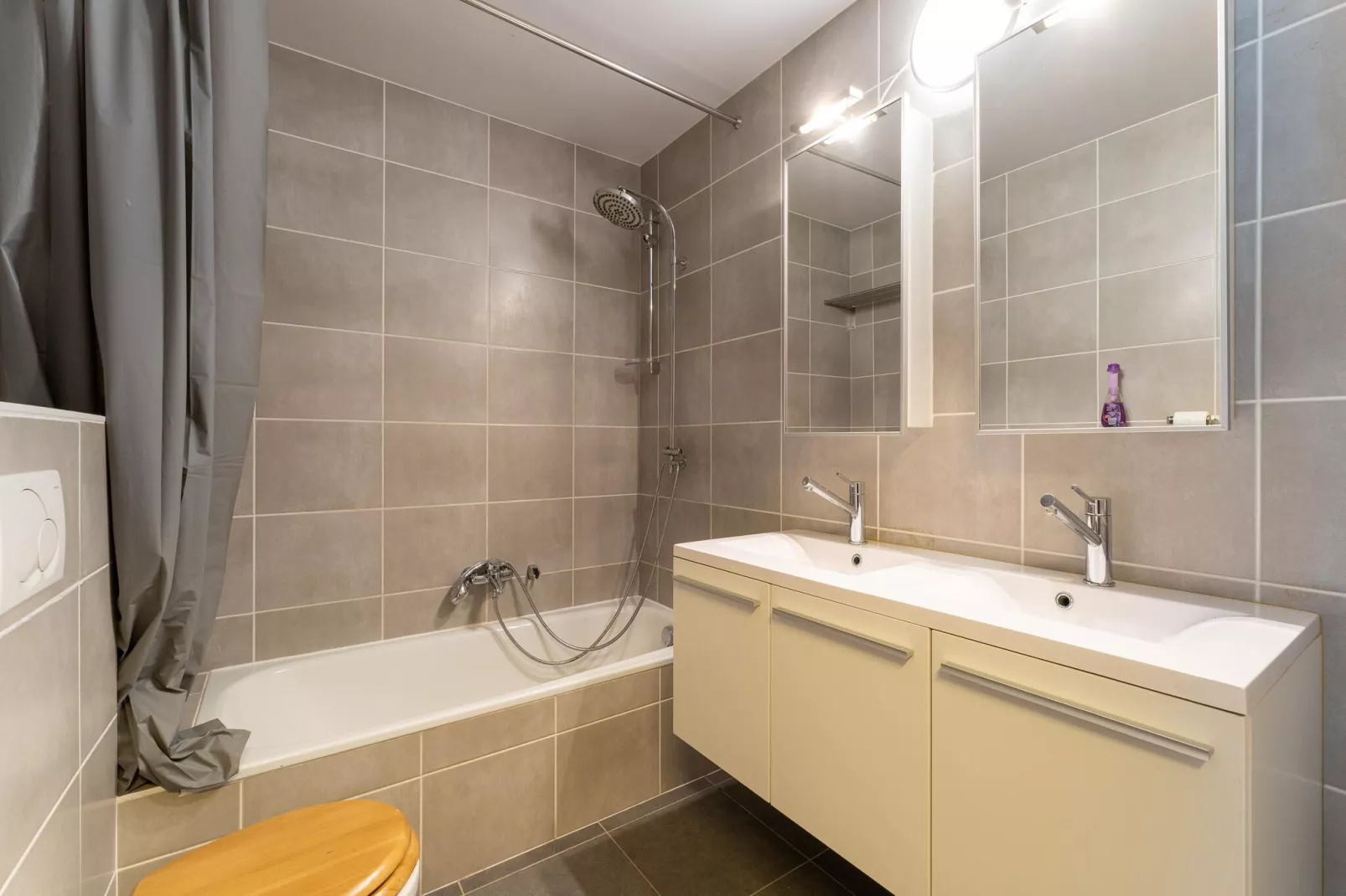 Huis 40-Bathroom
