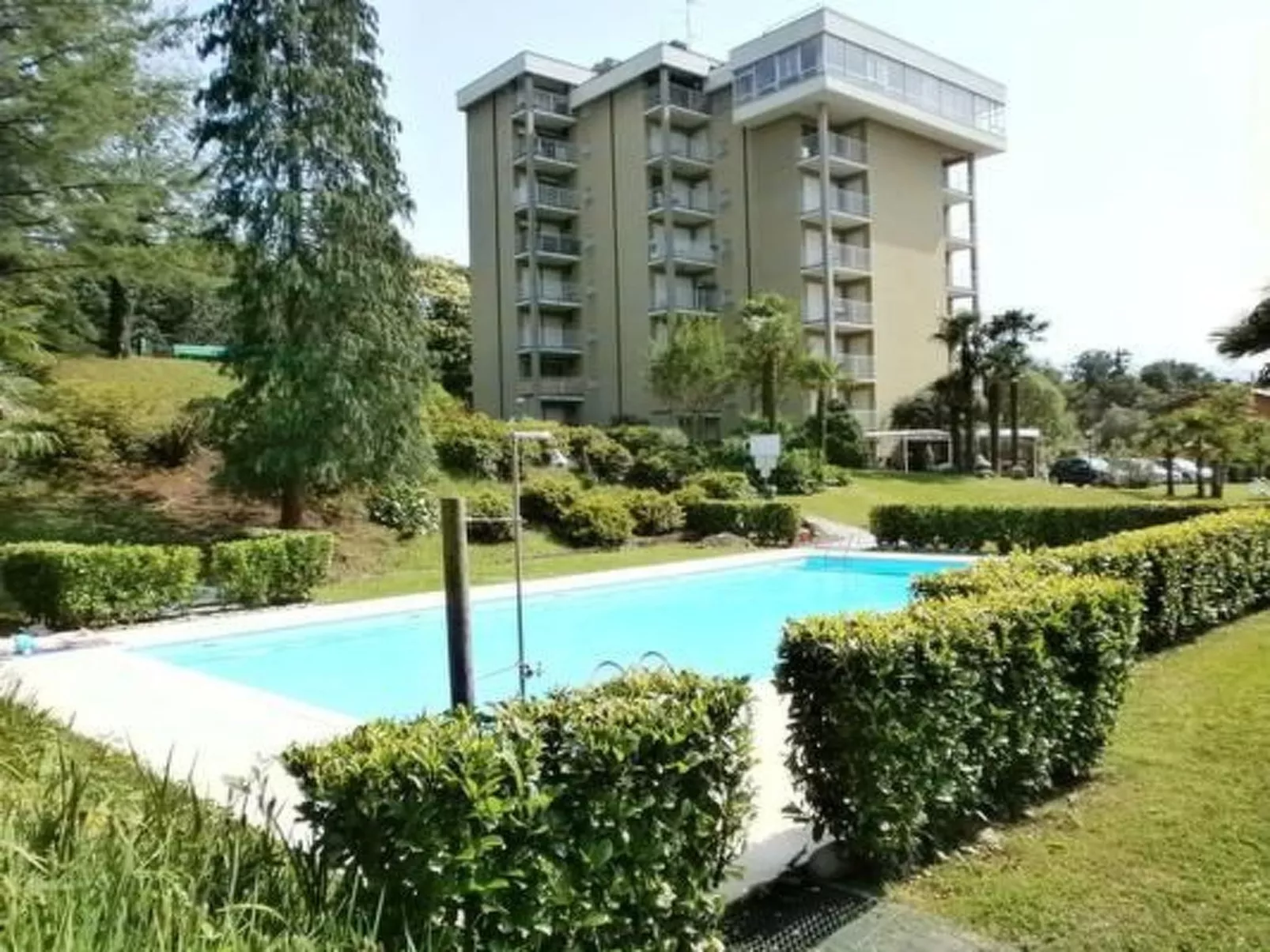 Mit Blick auf den Lago Maggiore-Draußen