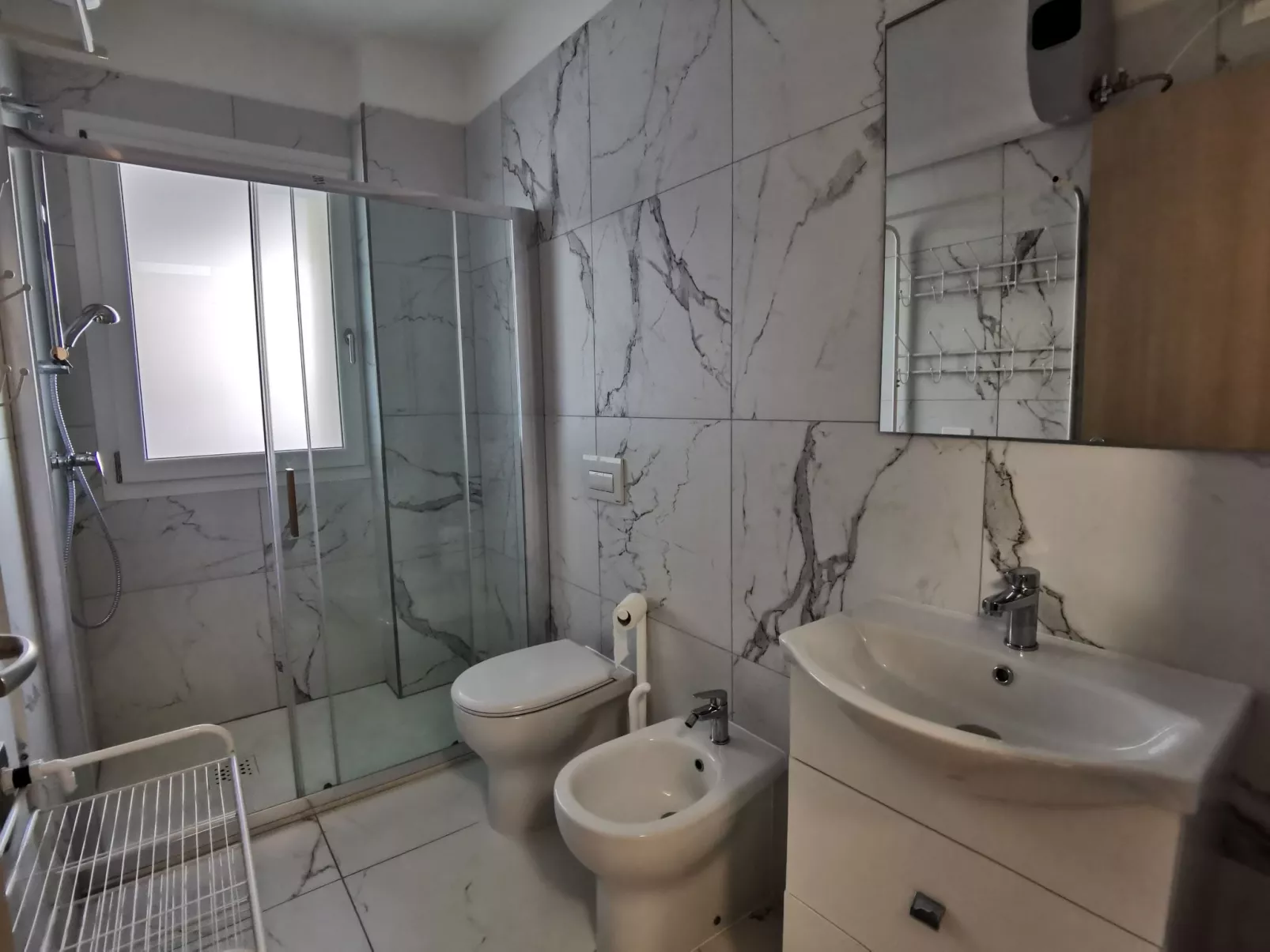 Saturno 100 bilocale-Drinnen