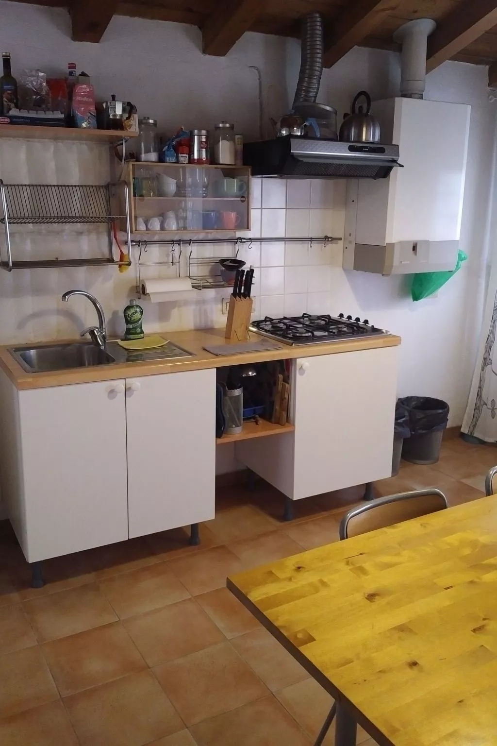 Zweijährige Terrassenwohnung-Drinnen