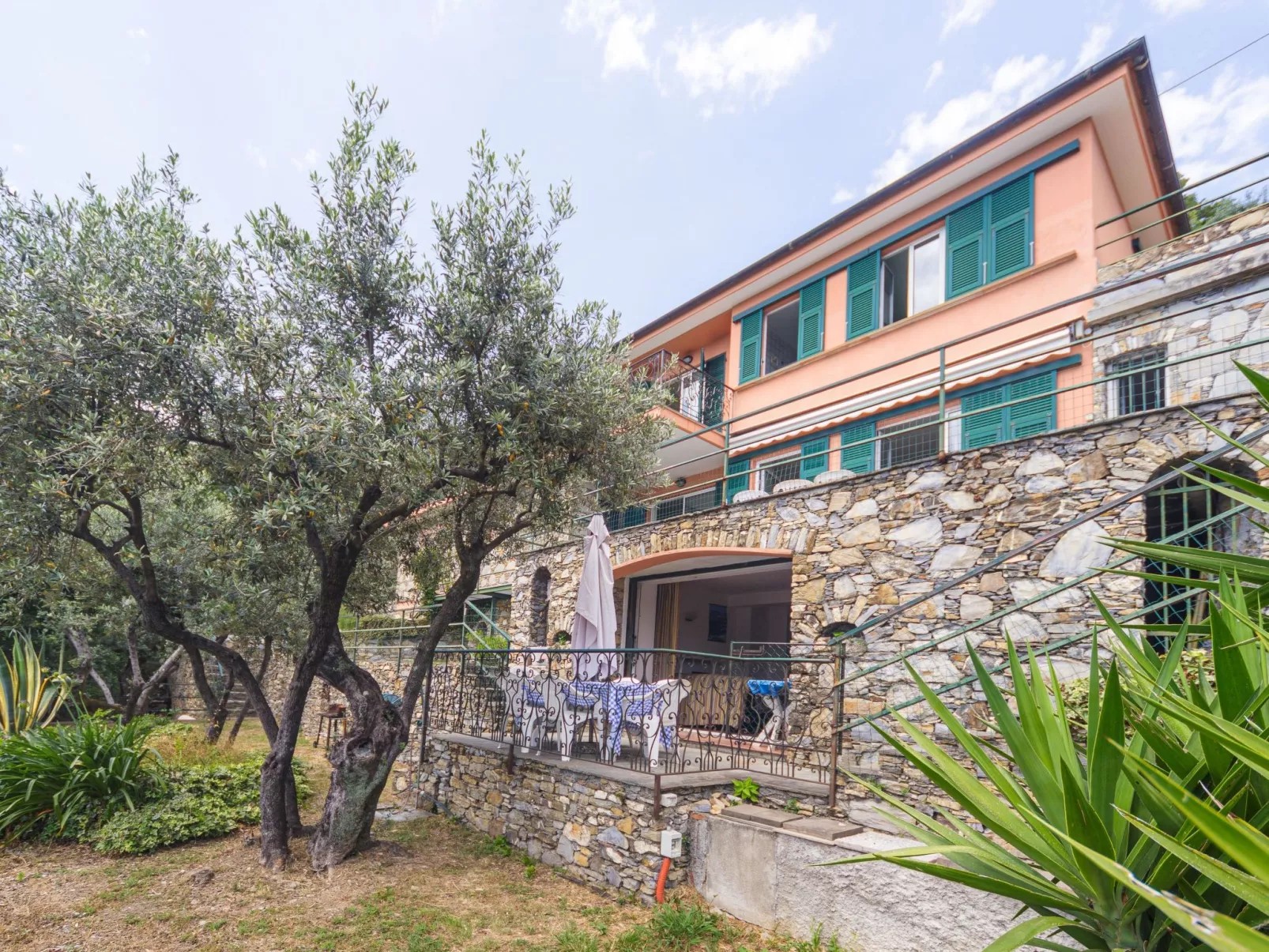 Ferienvilla mit Whirlpool-Dehors