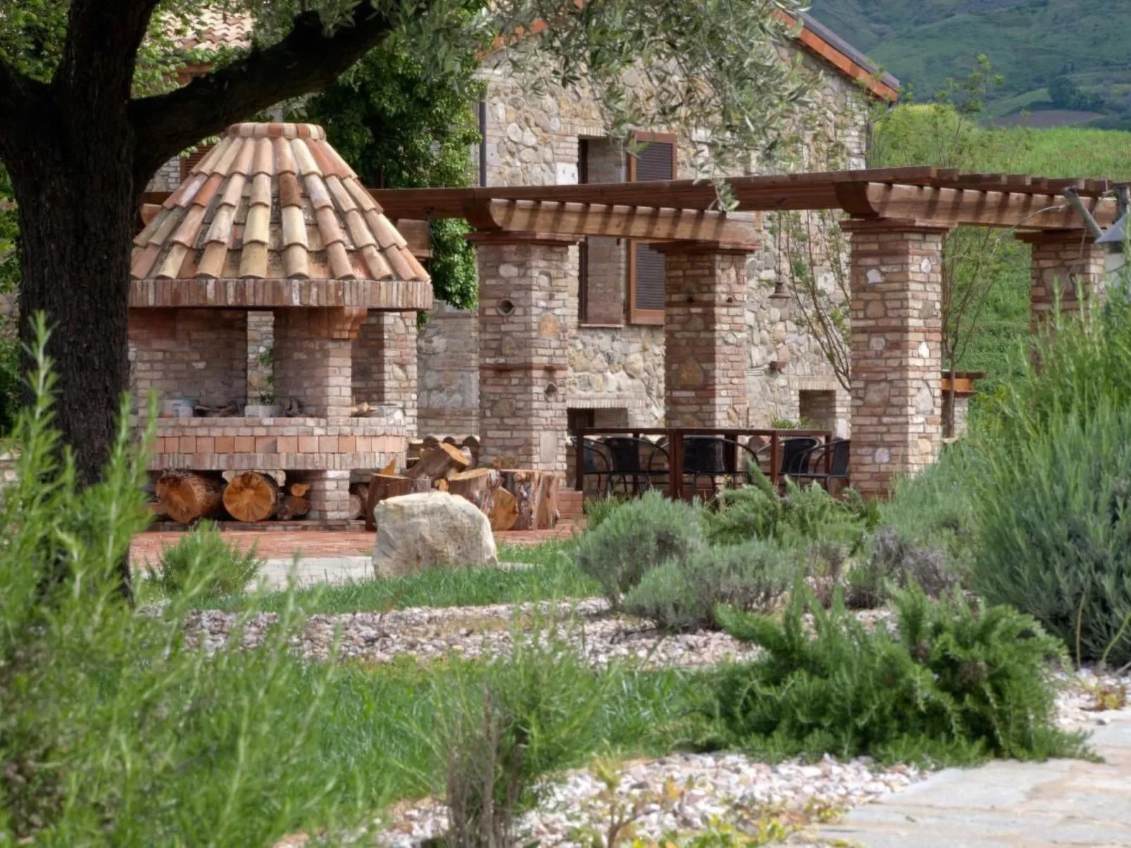 "Villa Forma" mit Gemeinschaftspool-Draußen