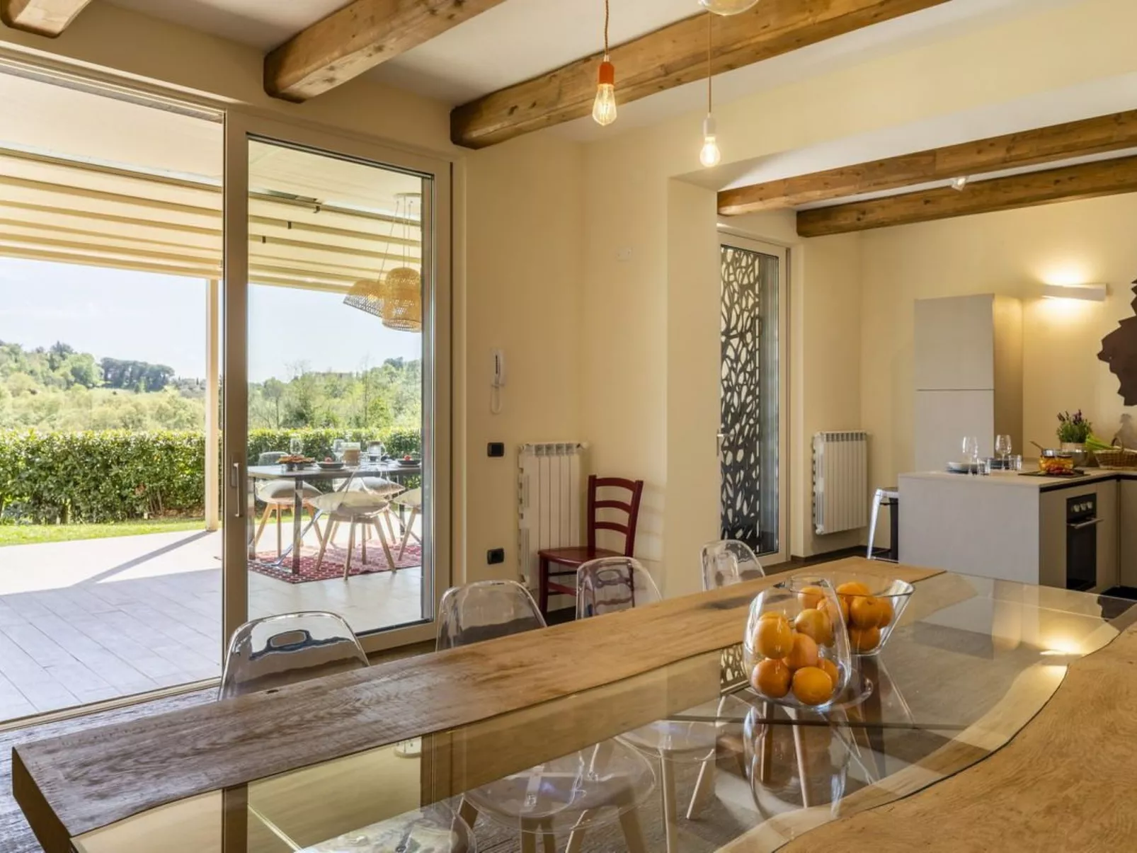 Wunderschöne Villa mit privatem Pool und Whirlpool-Dedans