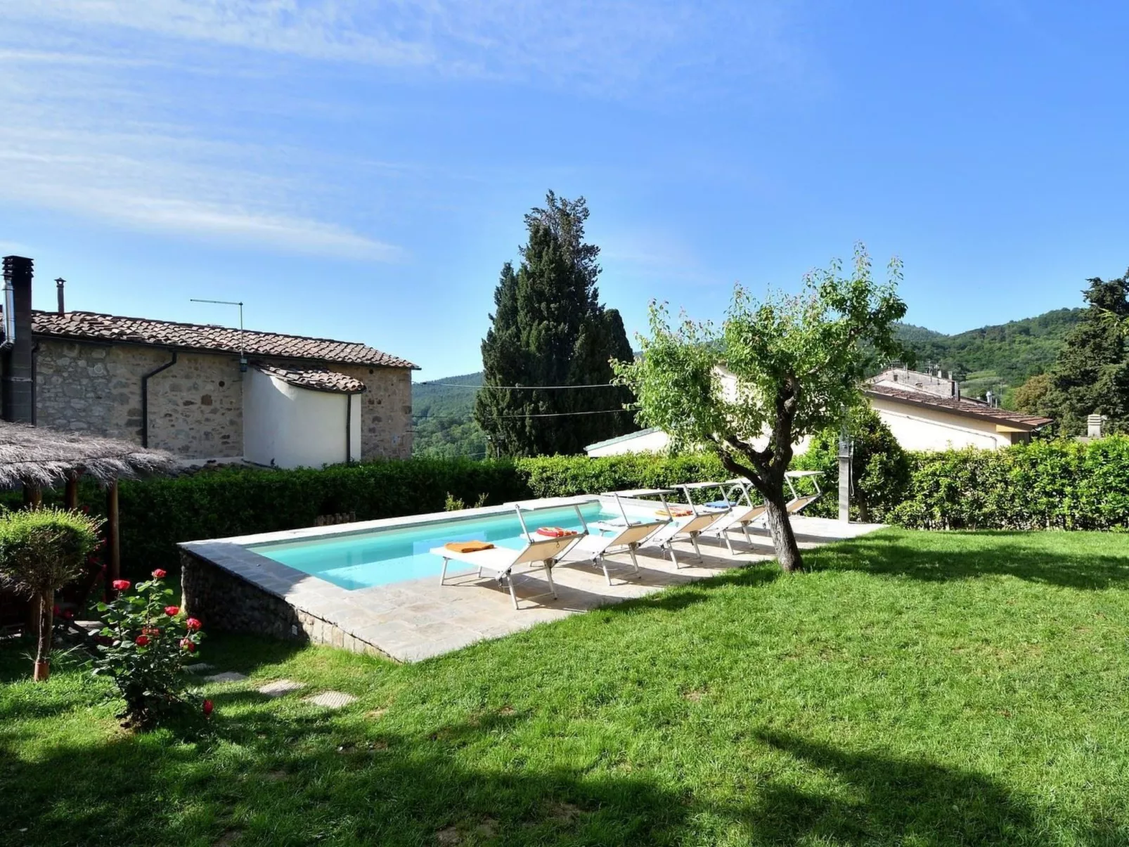 'Reasco' mit Balkon-Outside