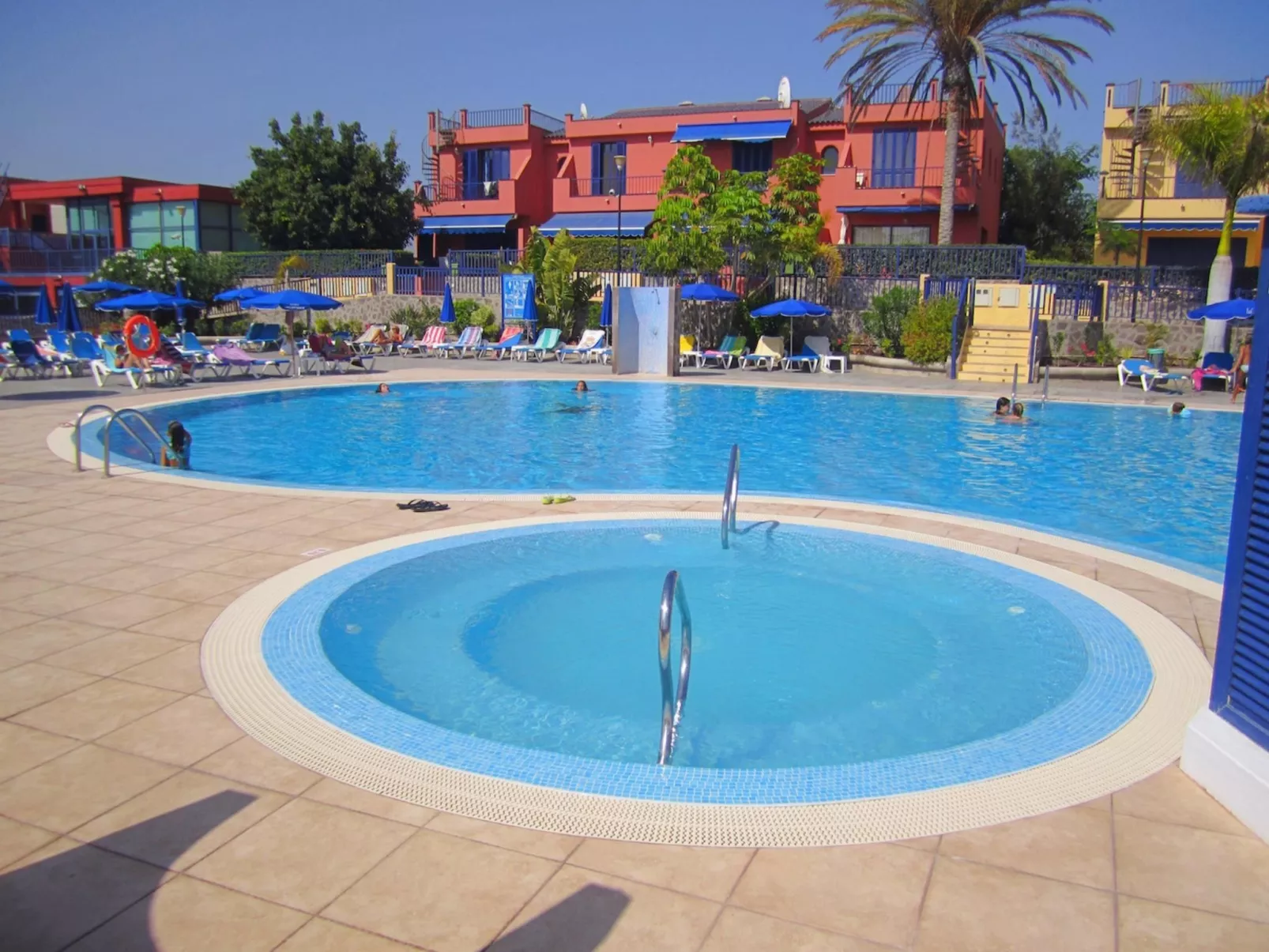 Wunderschönes Ferienhaus im Süden von Gran Canaria mit Garten und gemeinschaftl-Outside